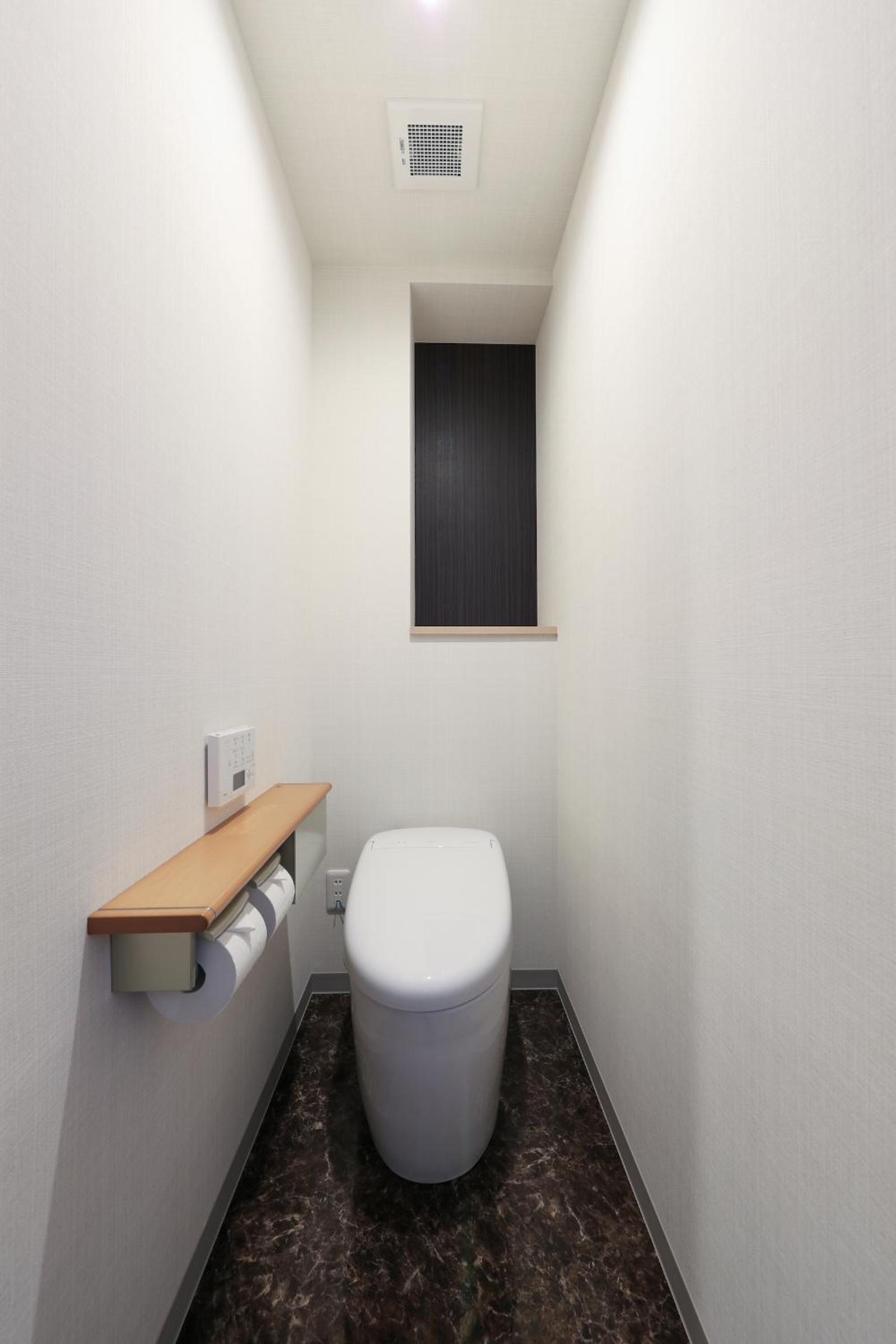Twin Room - Photo 11