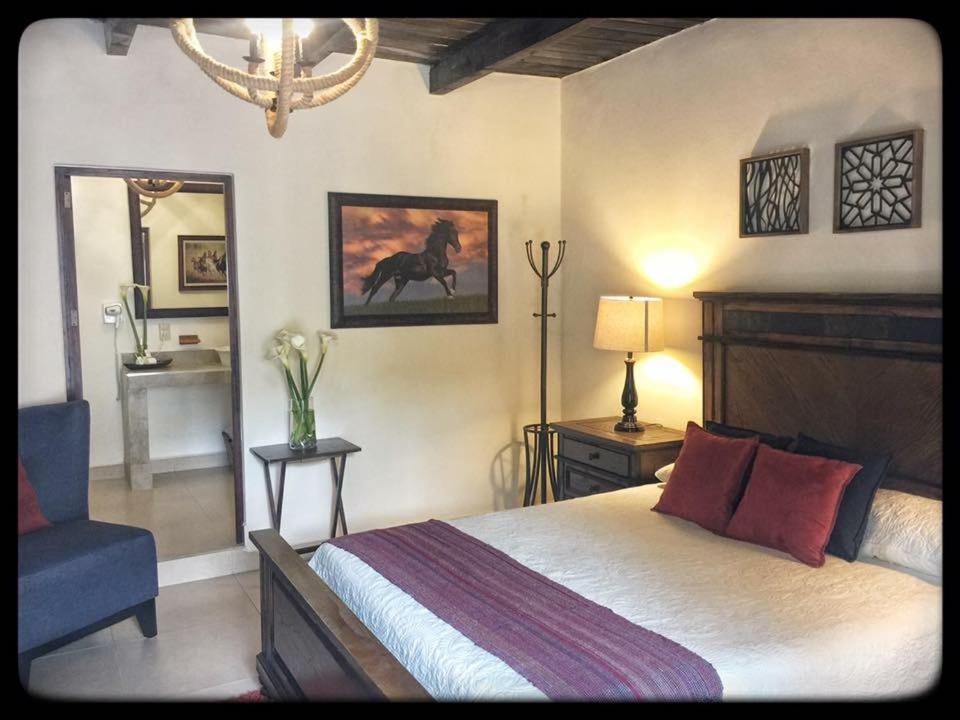 Deluxe Queen Room photo 3