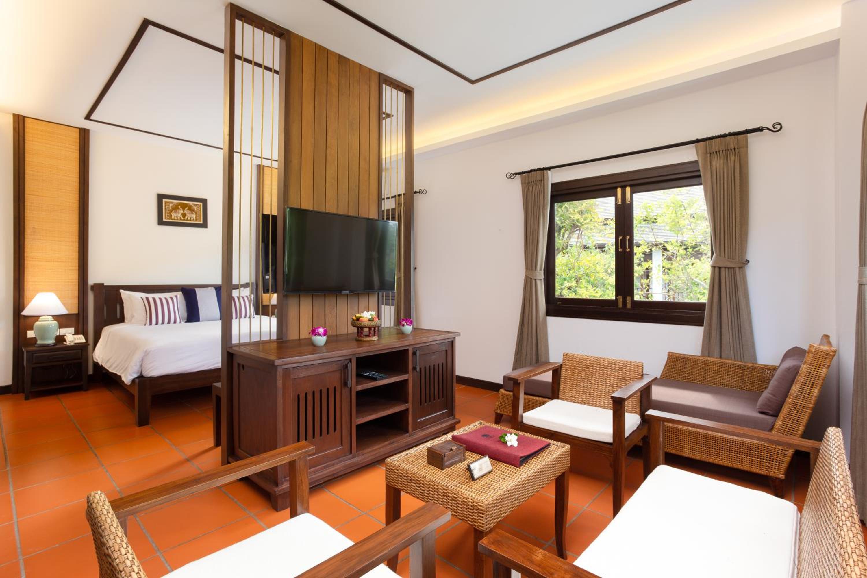 Grand Deluxe Room - Photo 4
