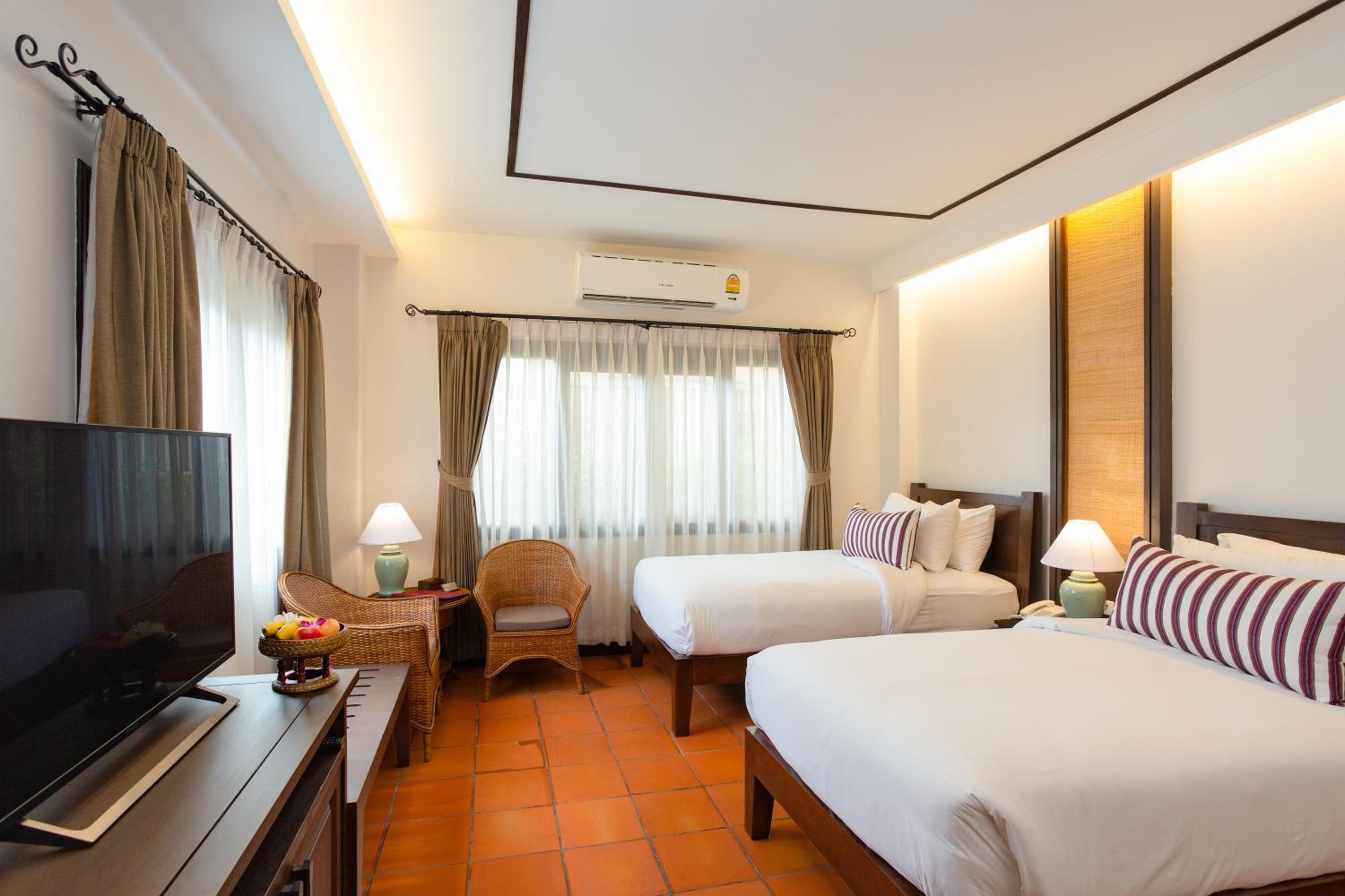 Superior Twin Room - Photo 8