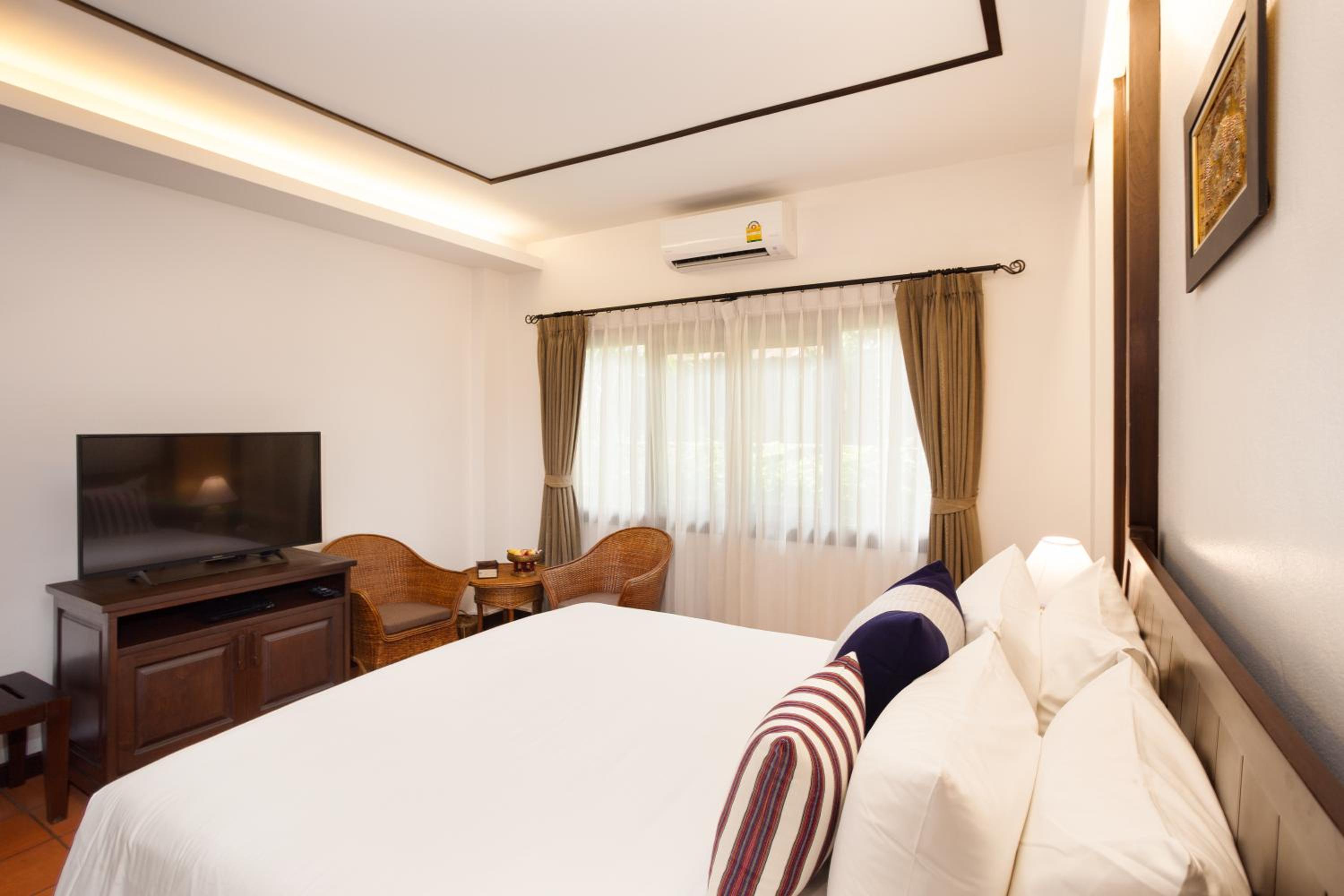 Superior Double Room - Photo 8