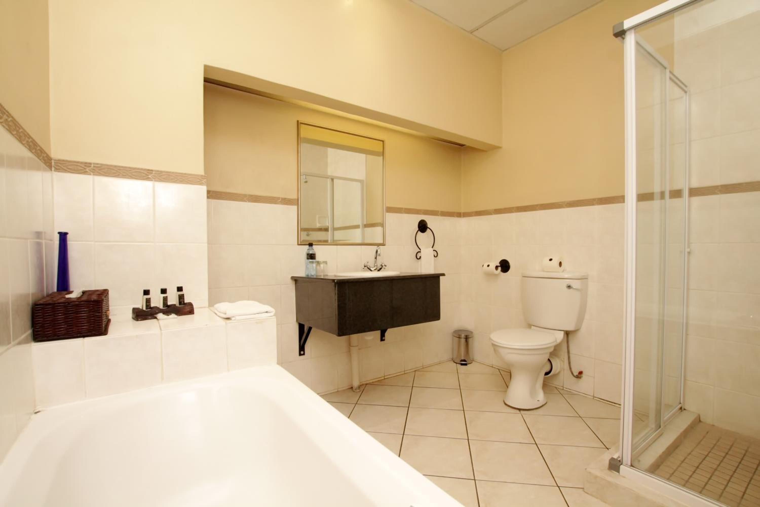 Deluxe Queen Room photo 3