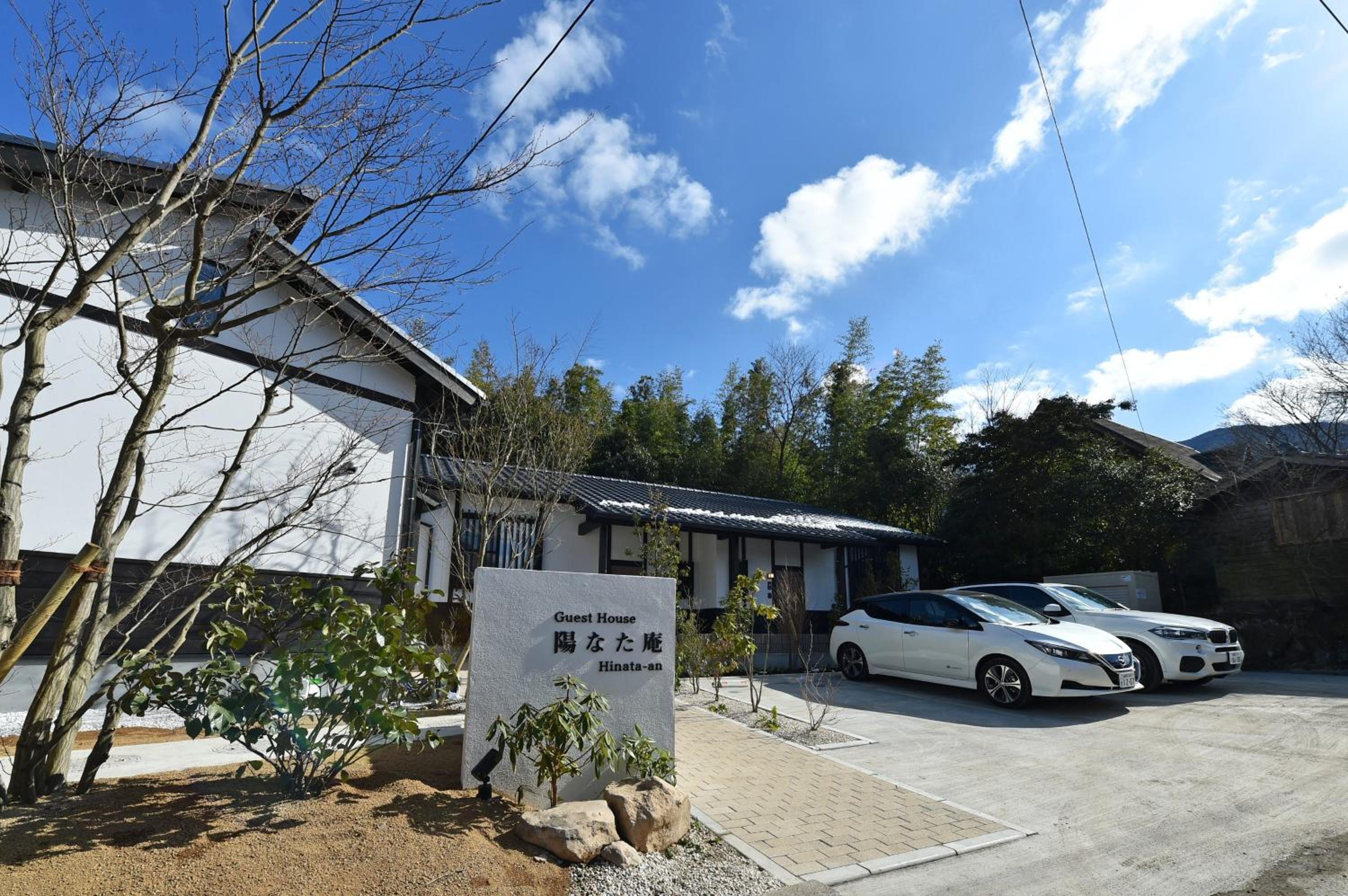 Apartment with Mountain View - Photo 6