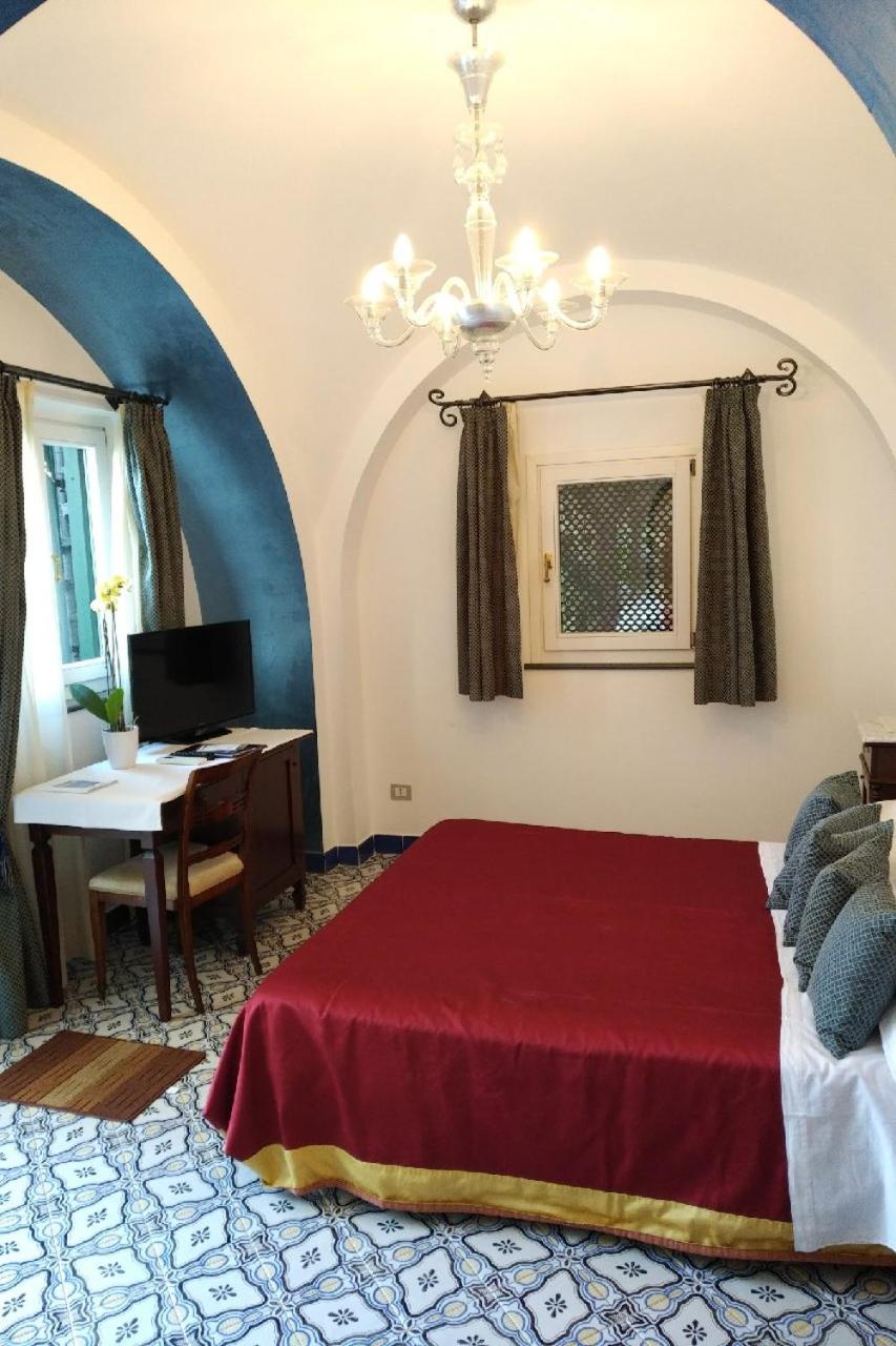 Deluxe Double Room with Garden View - Photo 6