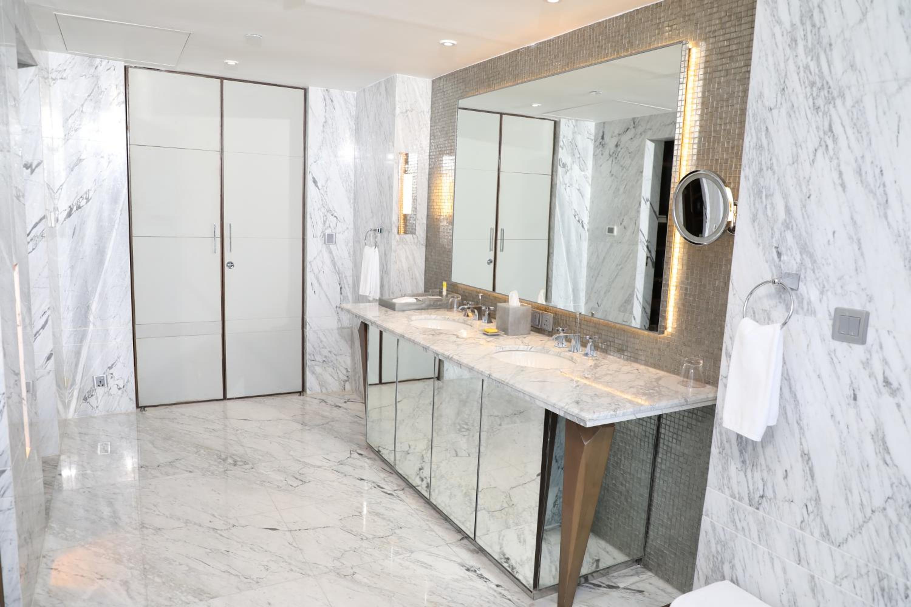 Premier Suite photo 2