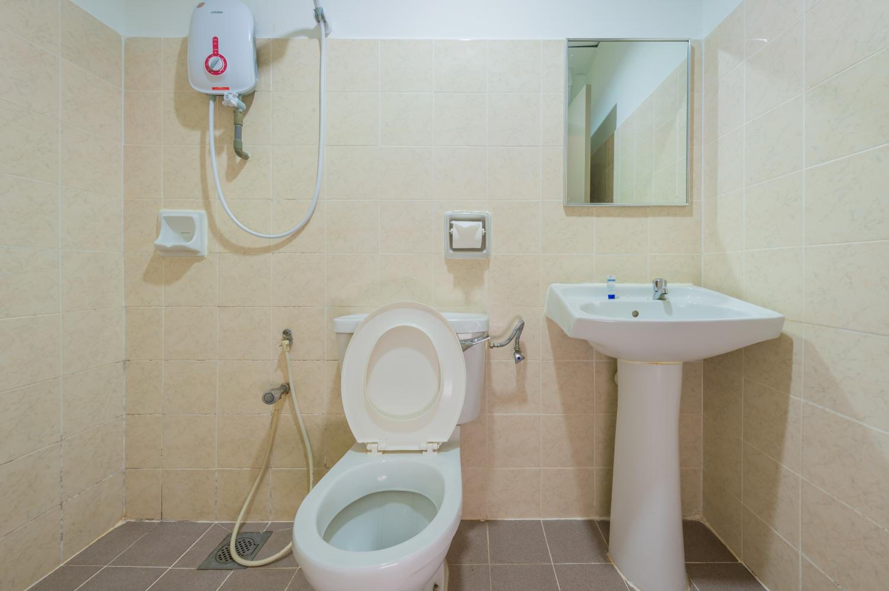 Double Room with No Window photo 2