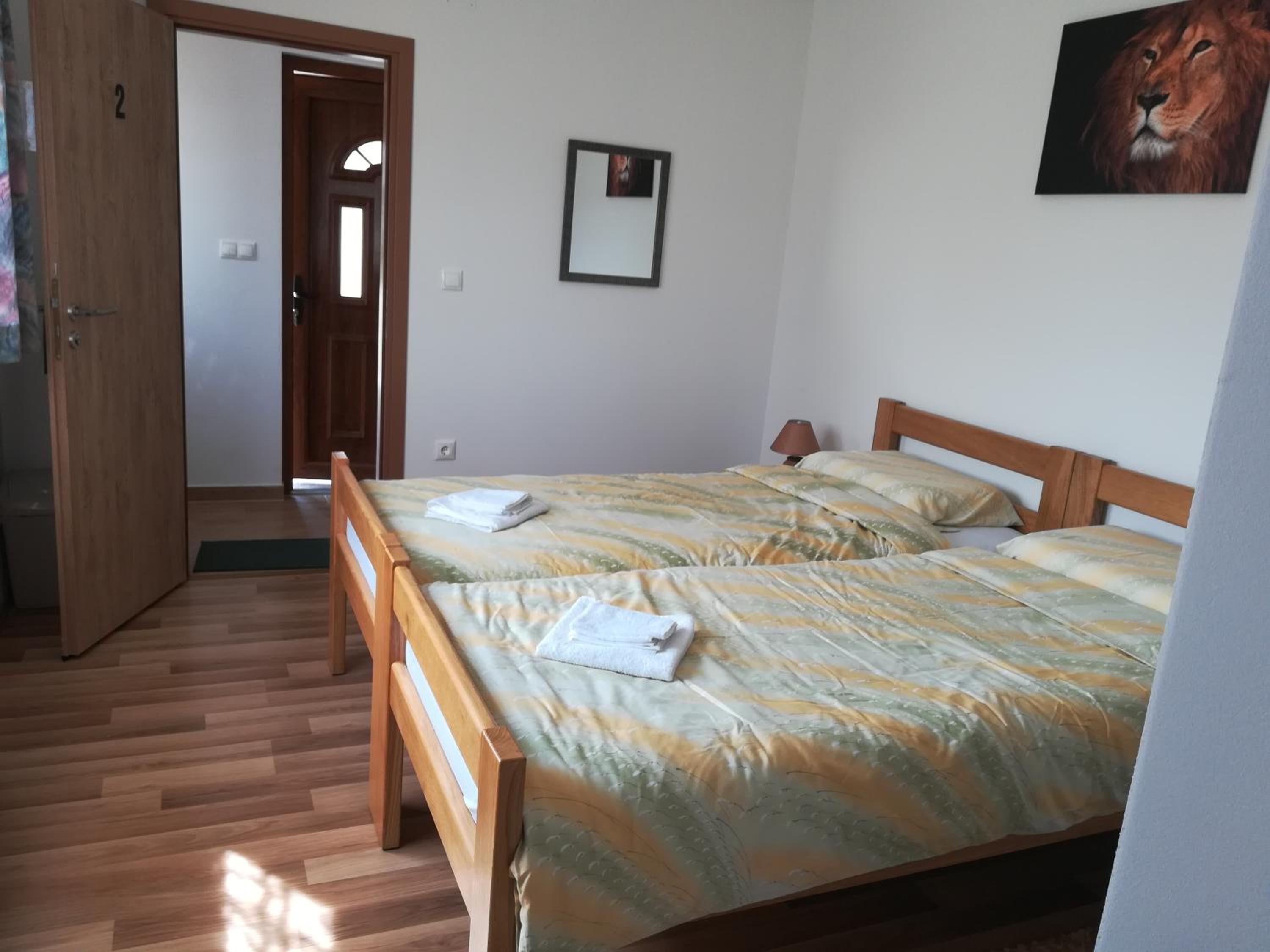 Triple Room with Private Bathroom photo 3
