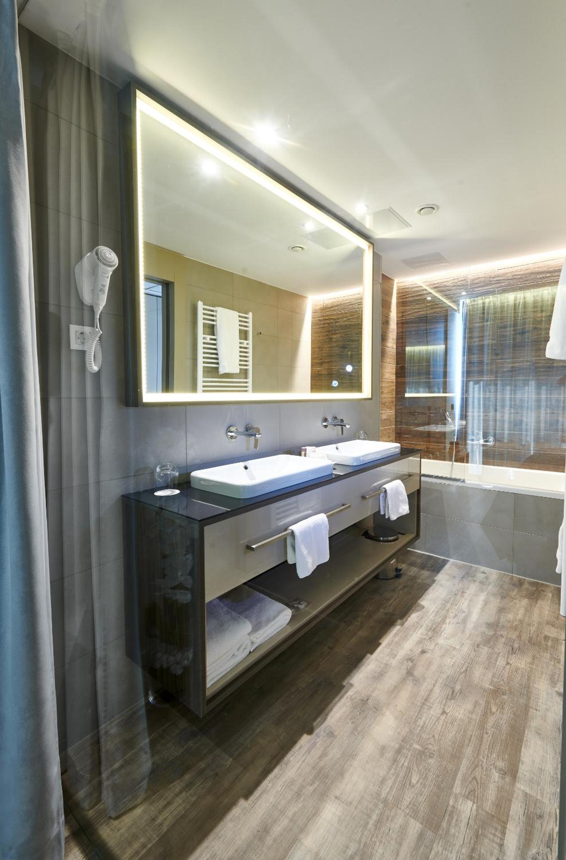 Executive Suite photo 3