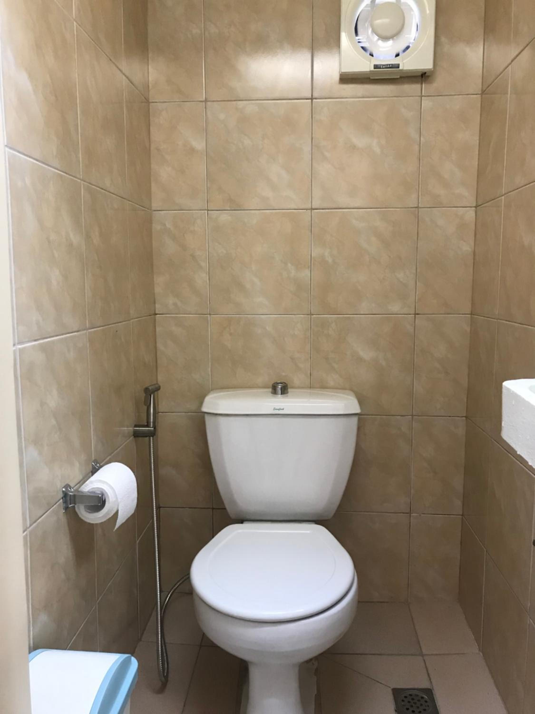 Budget Double Room - Photo 7