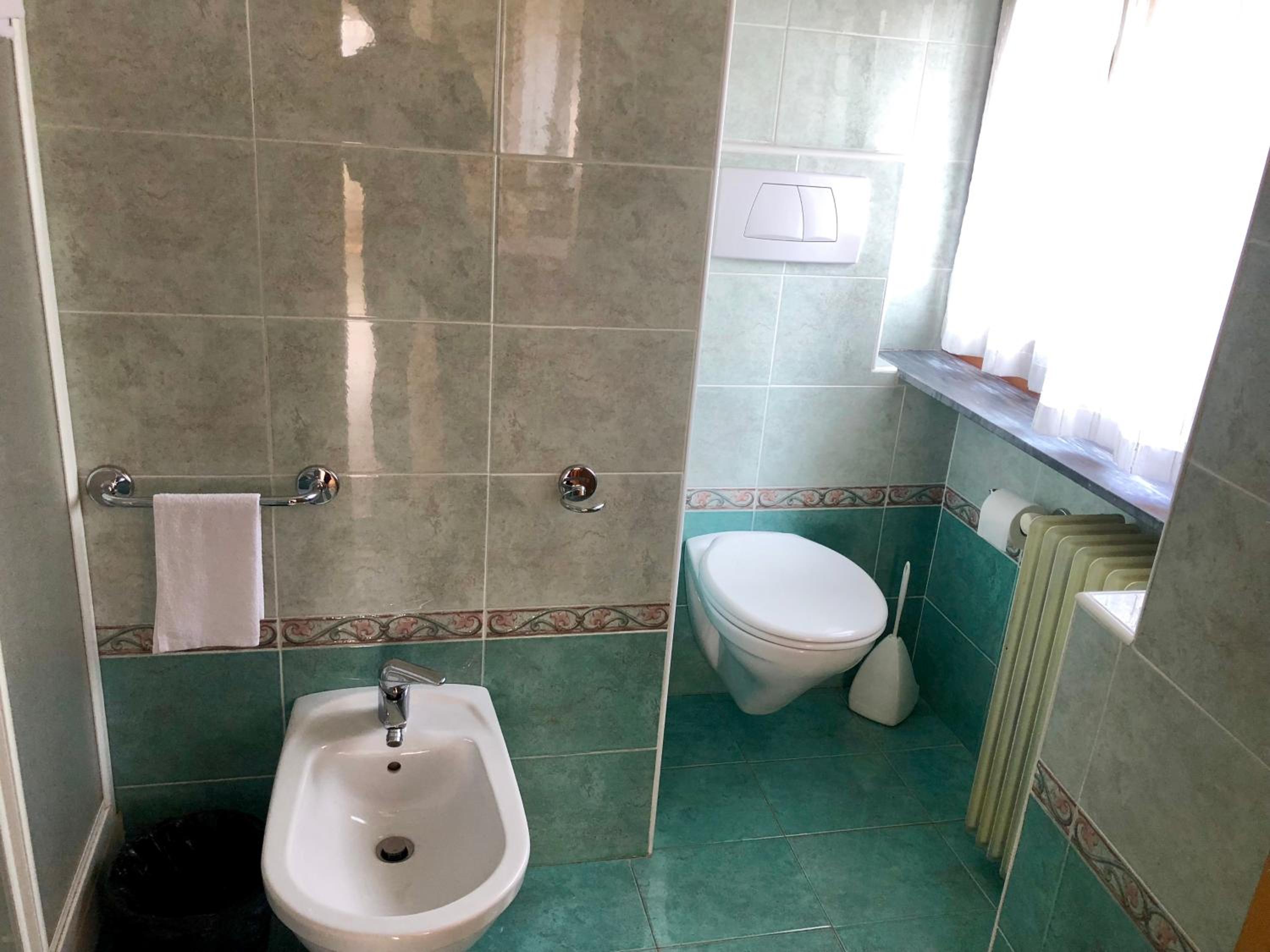 Deluxe Double or Twin Room with Balcony photo 3