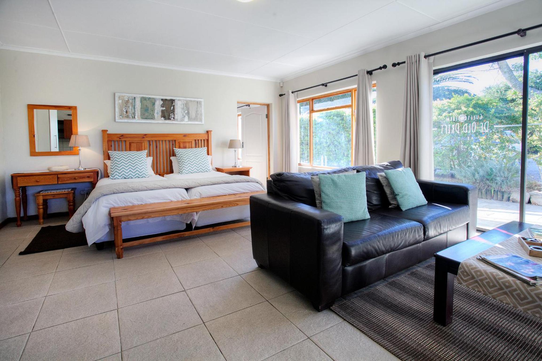 Deluxe Family Suite