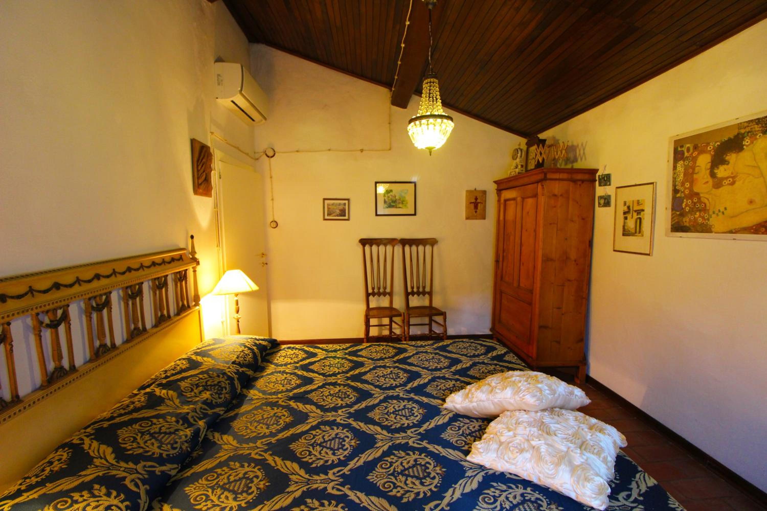 Villa photo 1