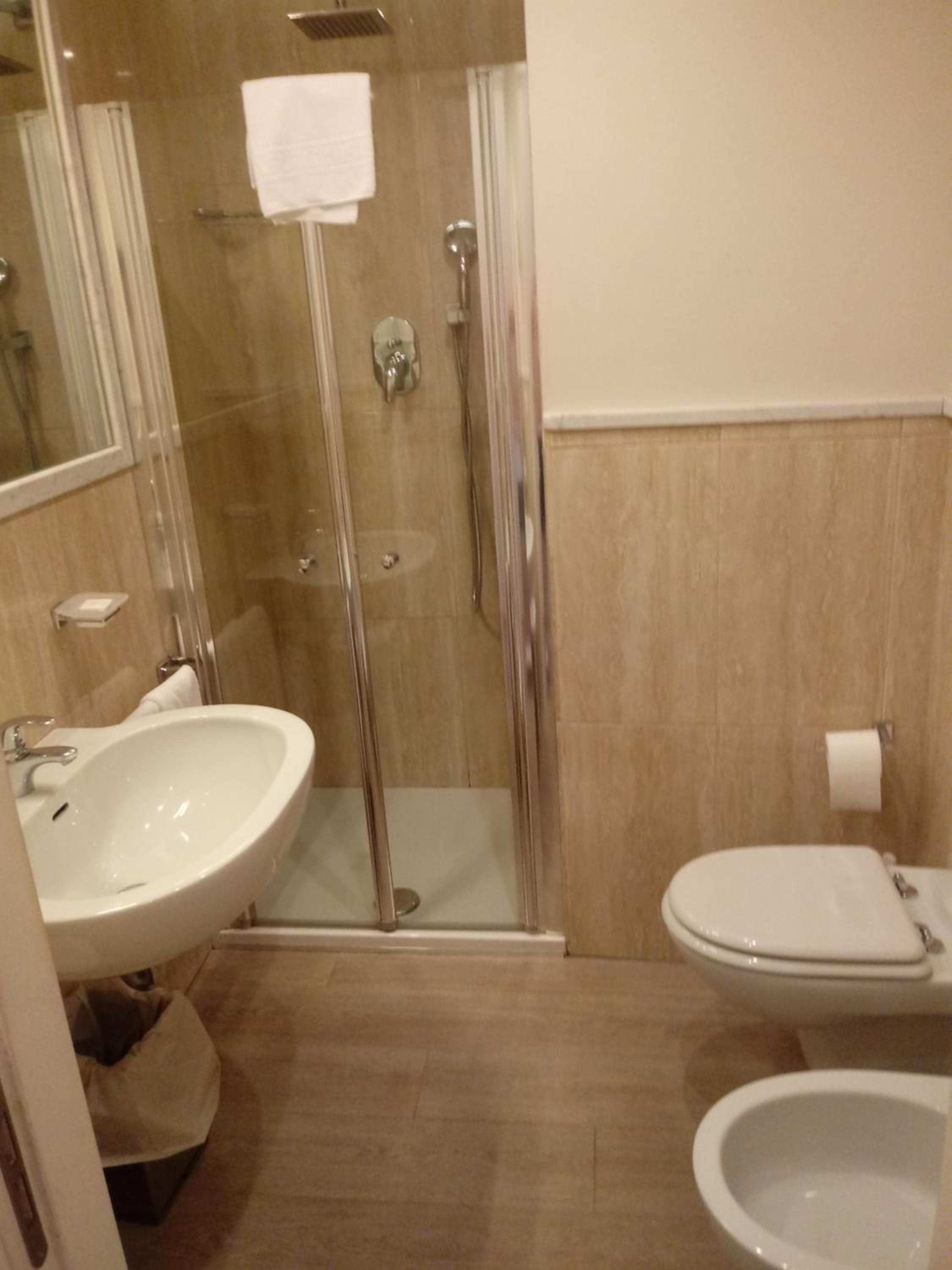 Classic Double Room with Partial Sea View photo 3