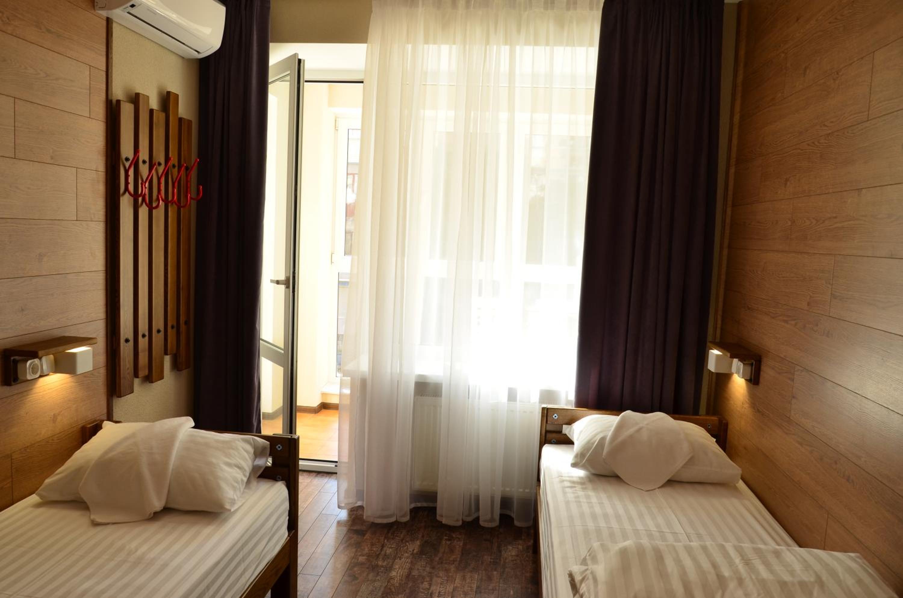 Double or Twin Room photo 3