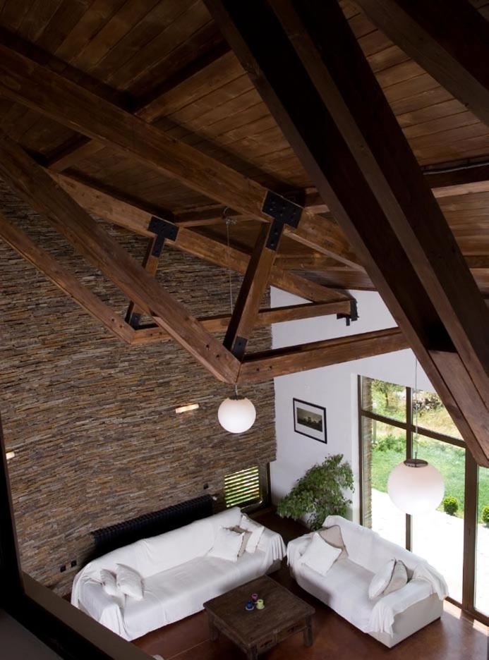 Villa photo 3