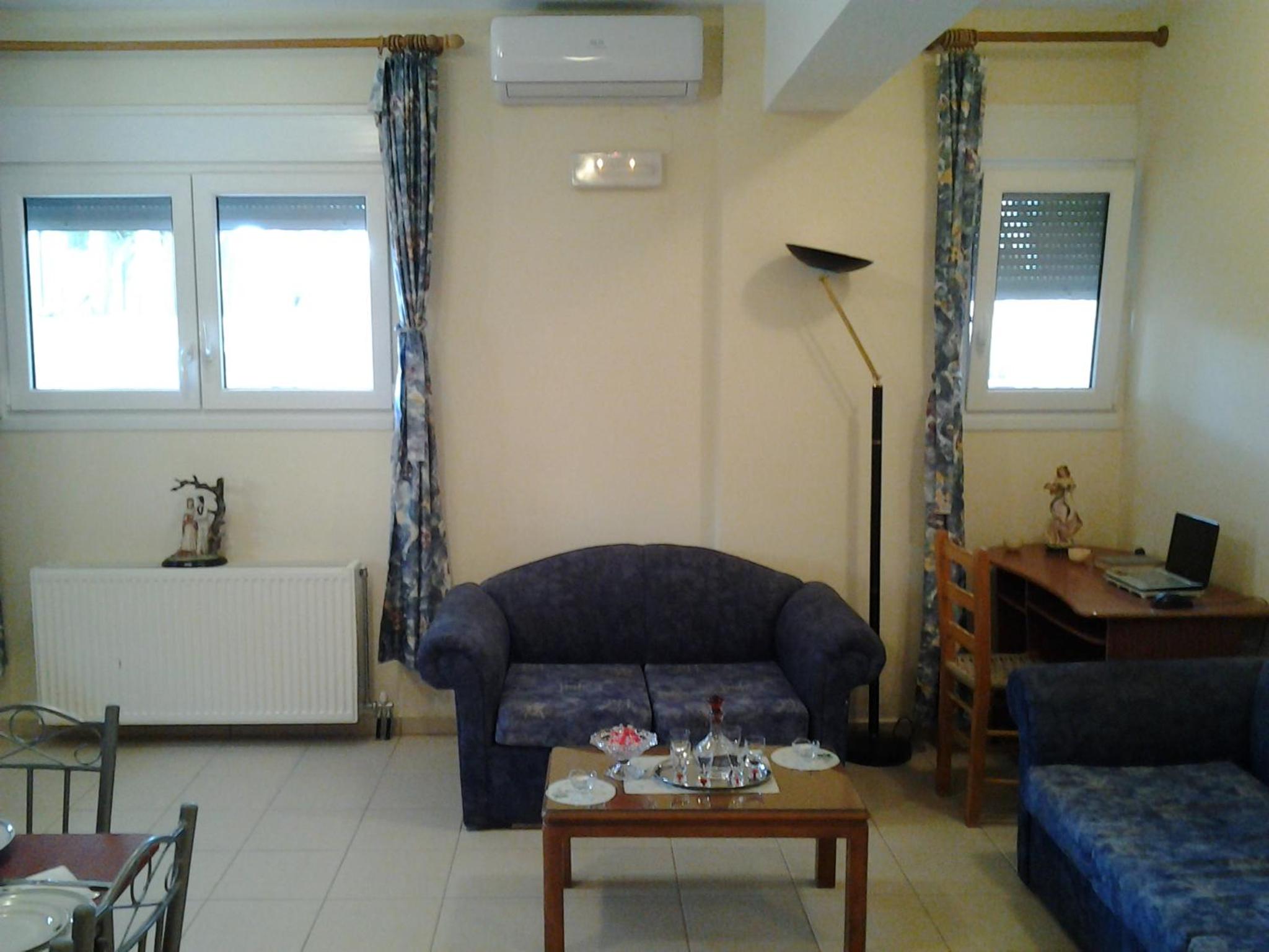 Apartment photo 3
