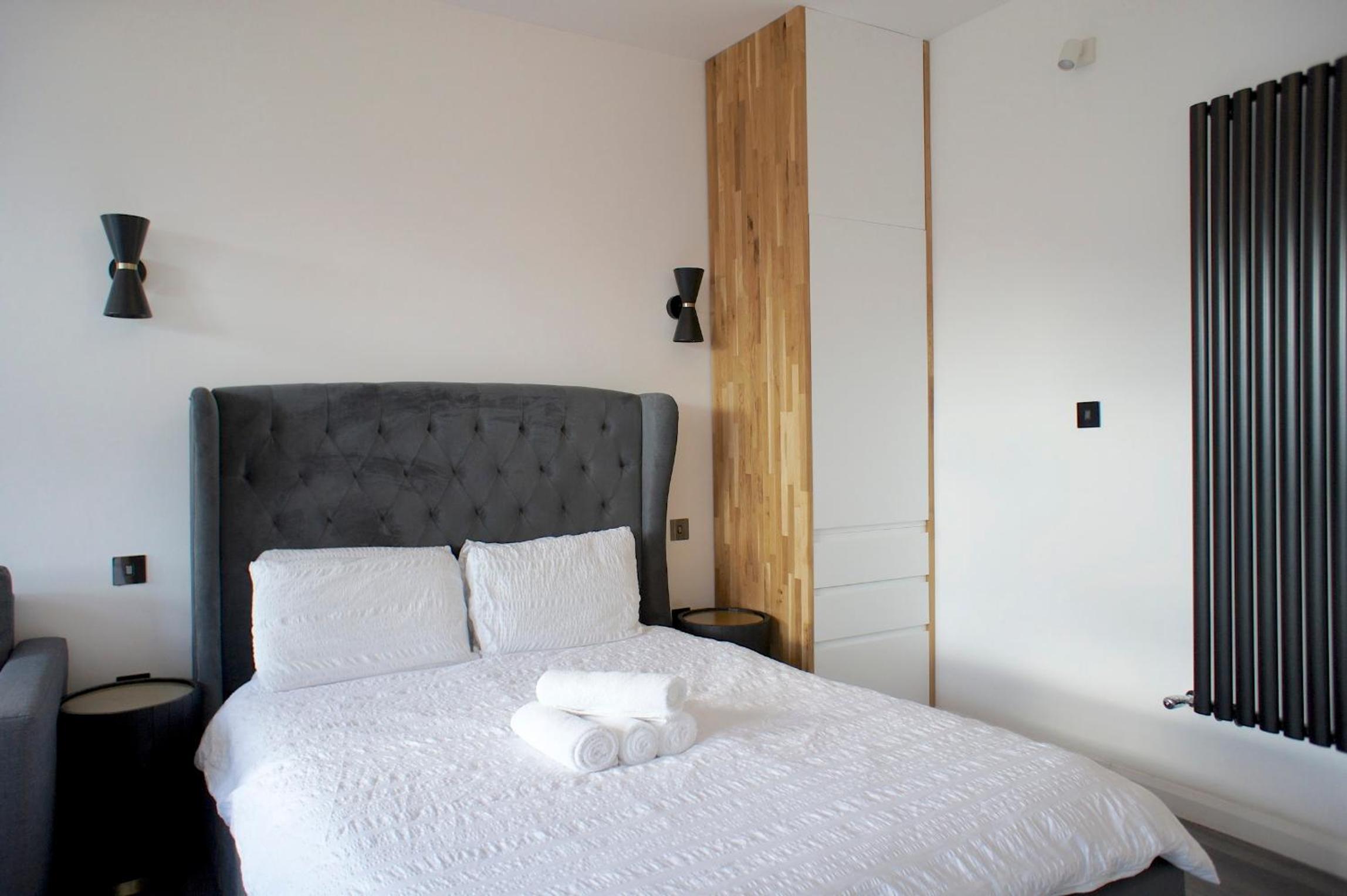 Studio Apartment photo 1