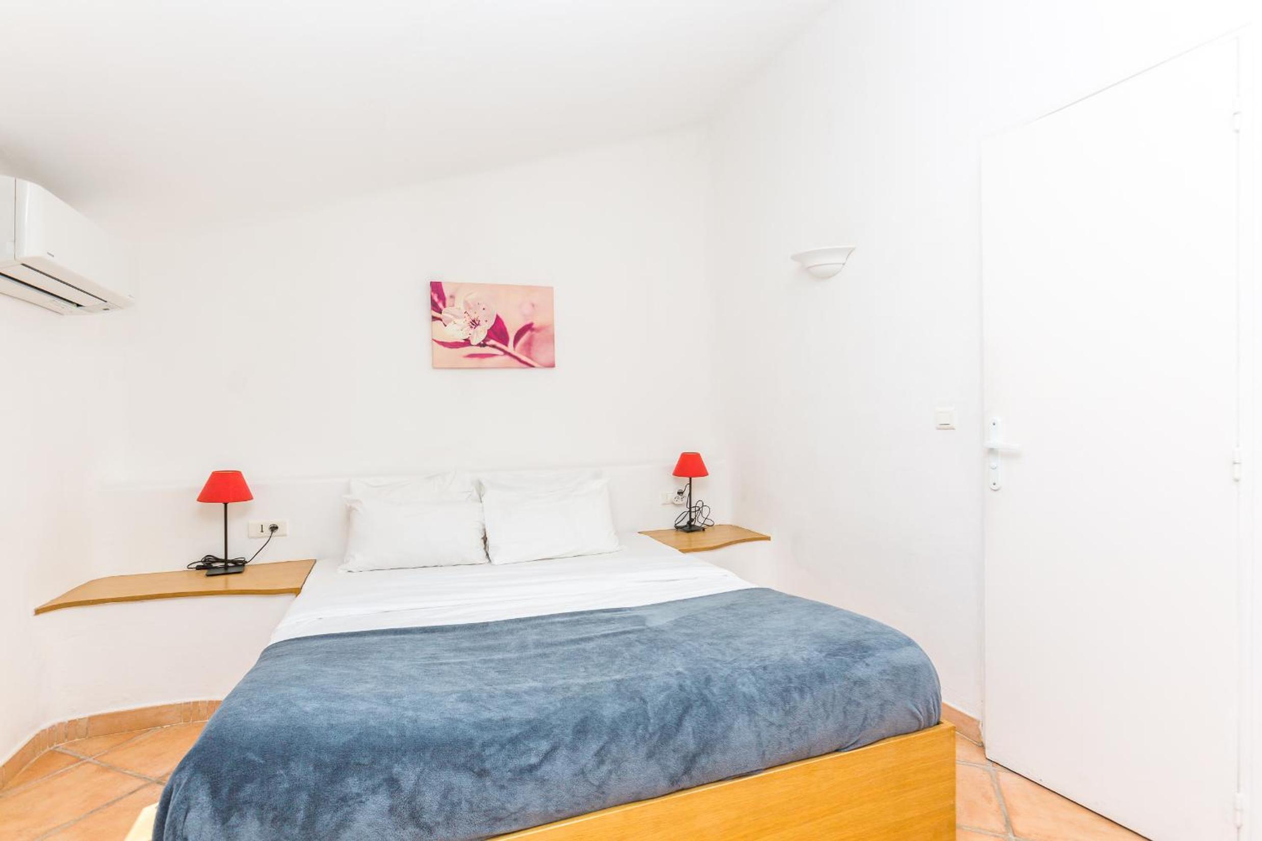 Standard Double Room - Photo 1