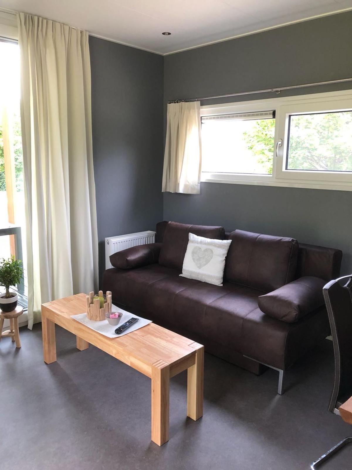 Mobile Home photo 1