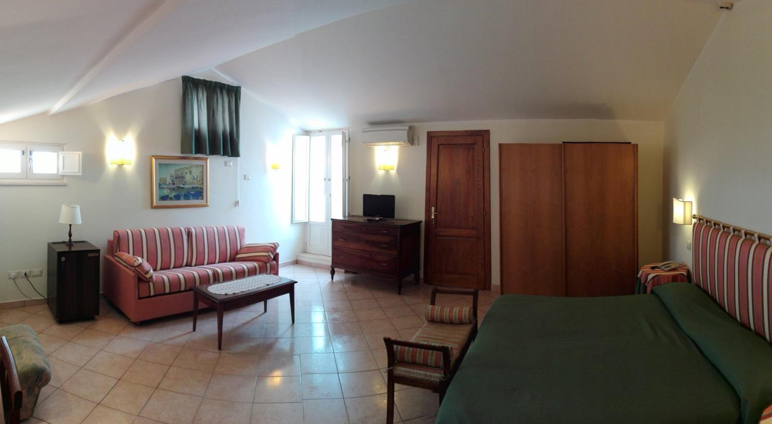 Triple Room photo 3