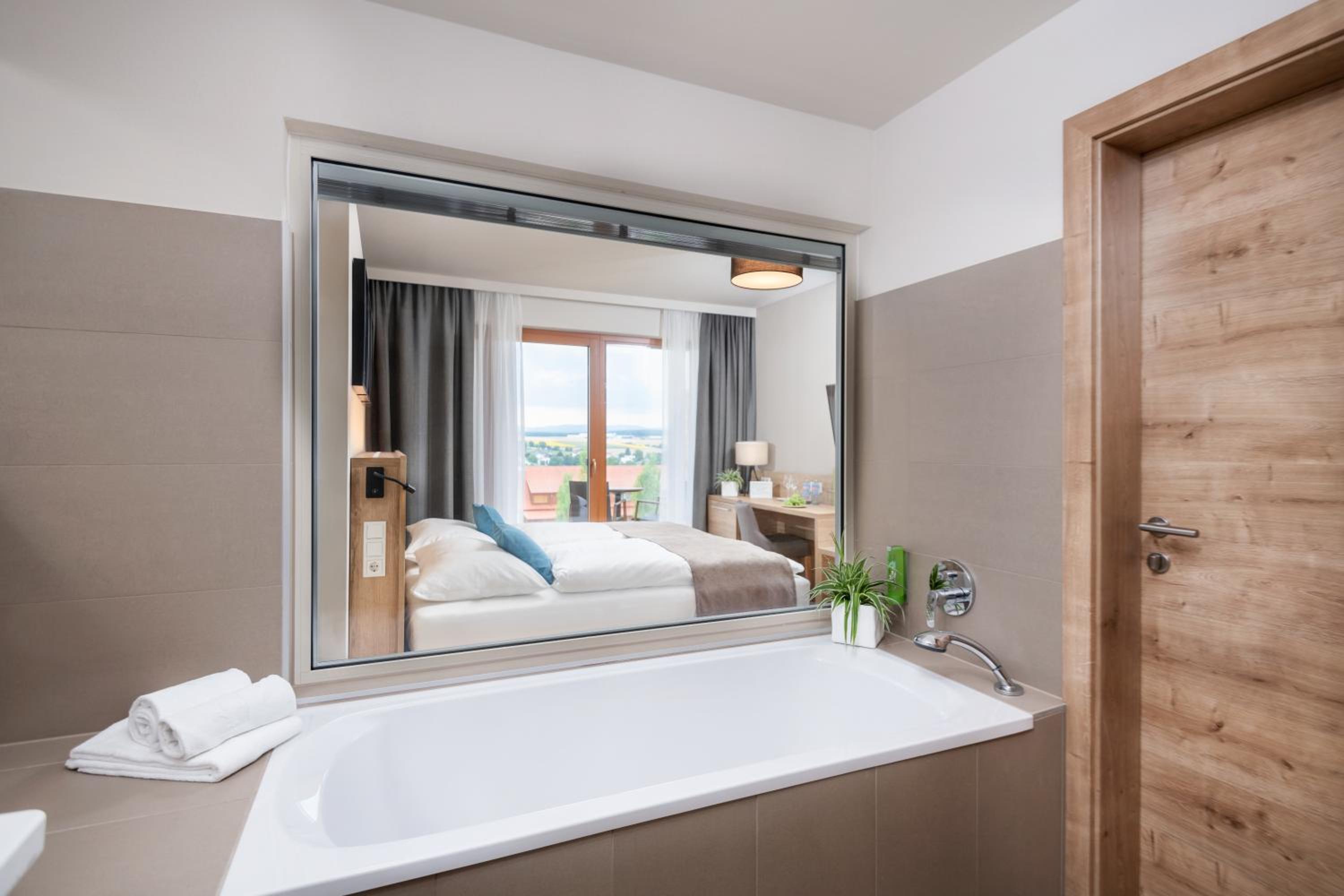 Deluxe Triple Room photo 3