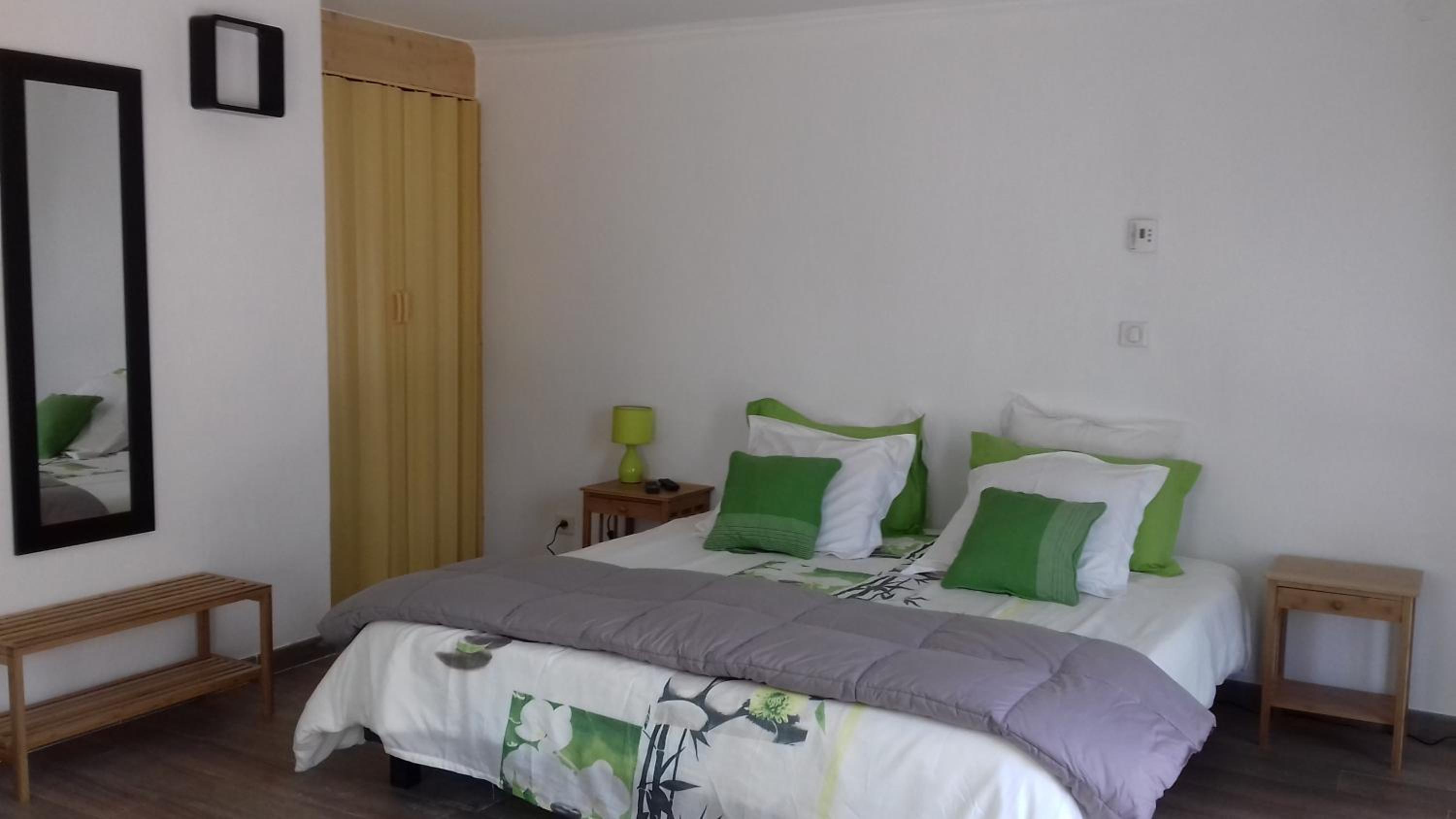 Large Double Room photo 1