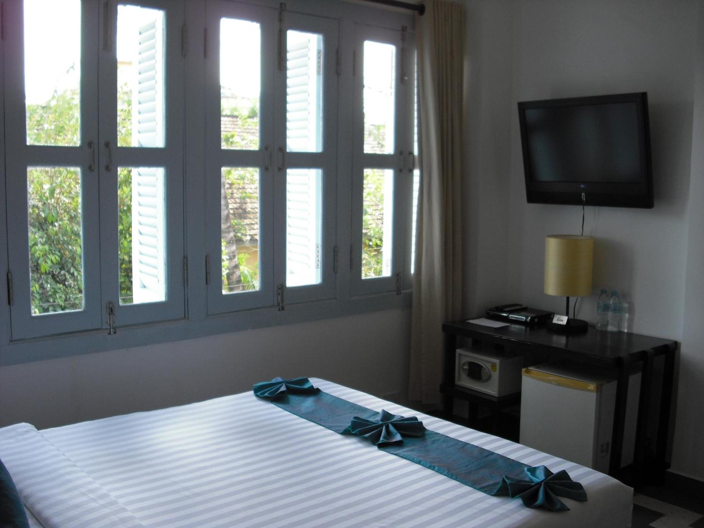 Deluxe Double or Twin Room photo 2