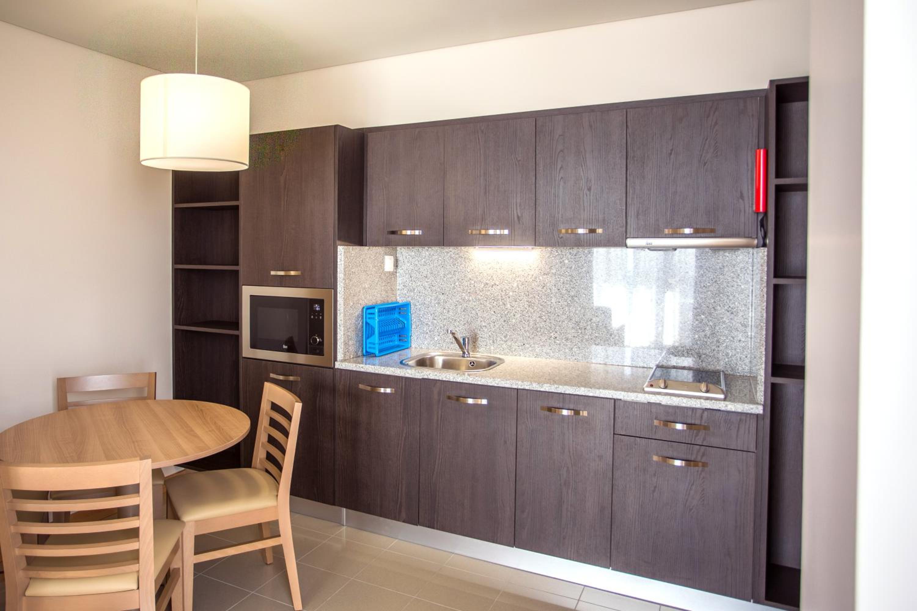 One-Bedroom Apartment - Photo 10