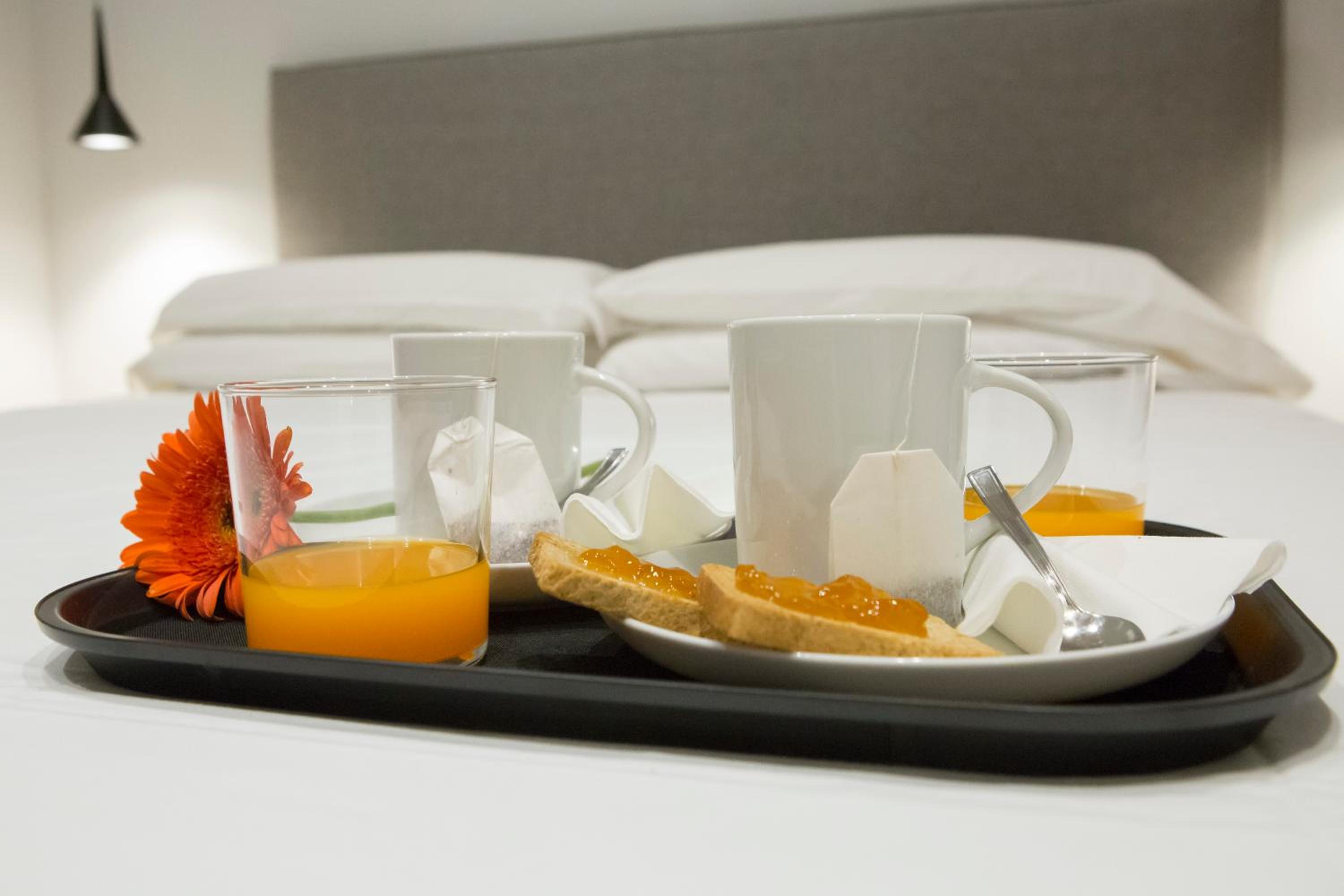 Double Room - Photo 14