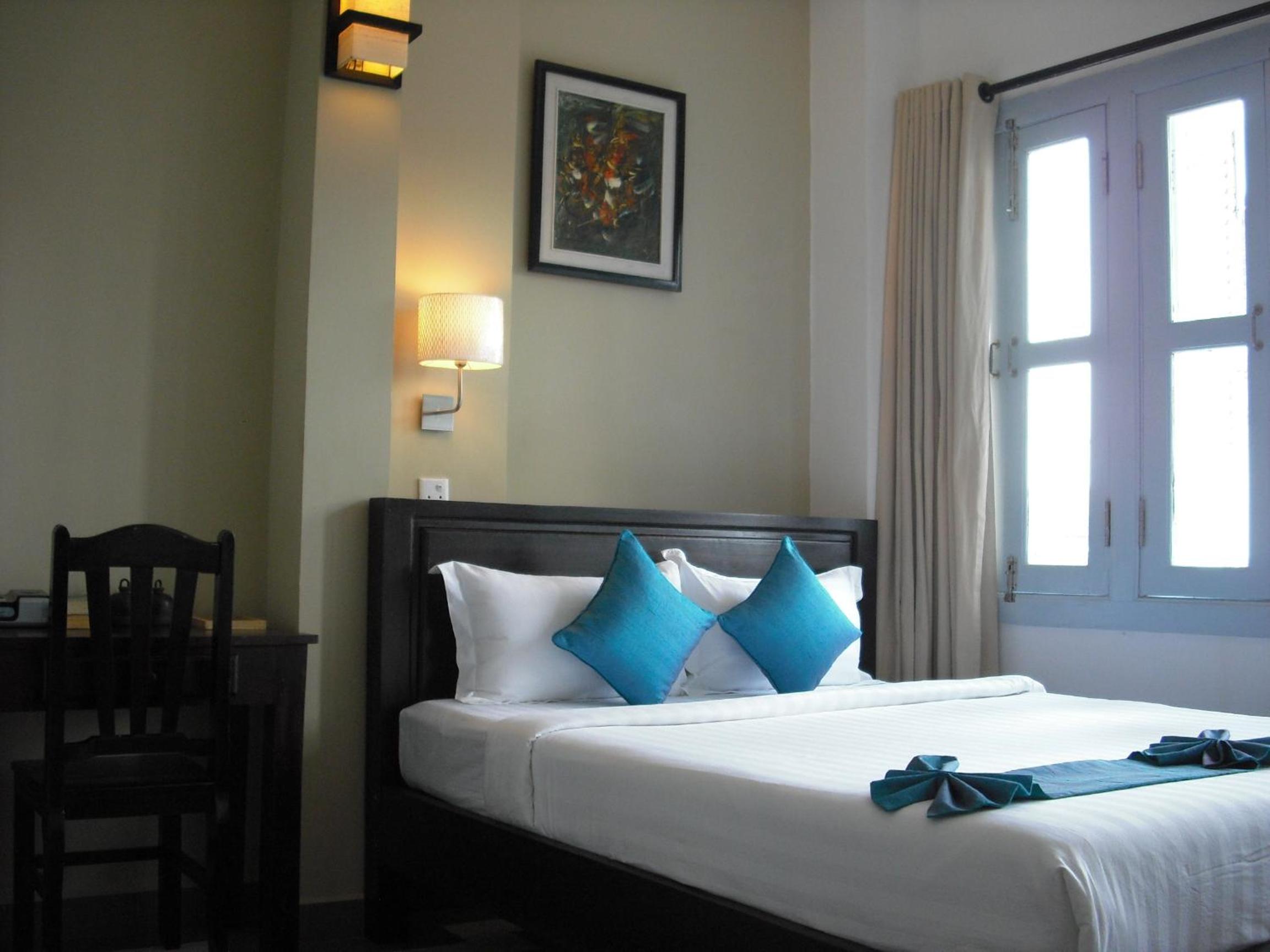Deluxe Double Room with Balcony photo 3