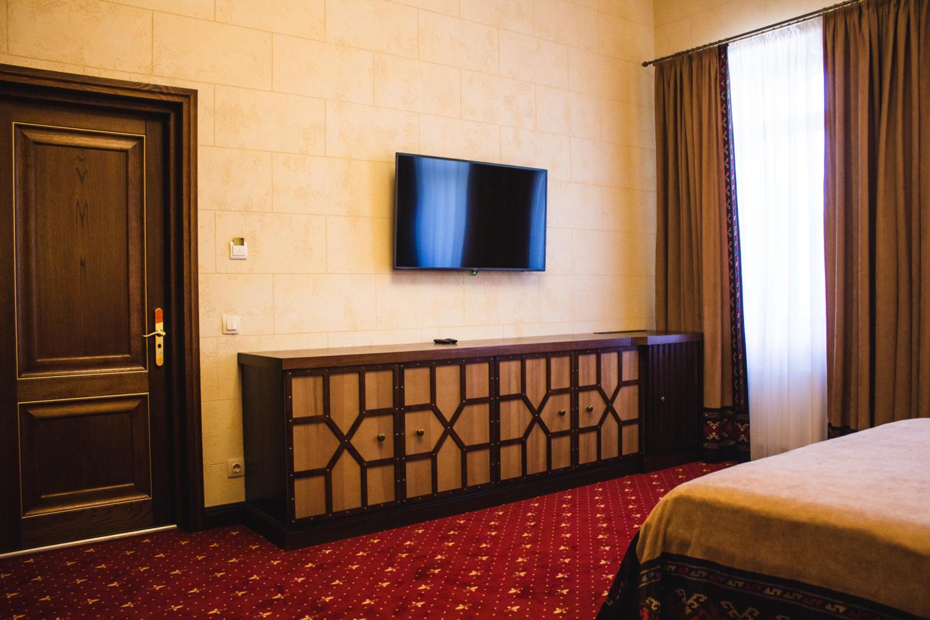 Deluxe Double Room photo 2