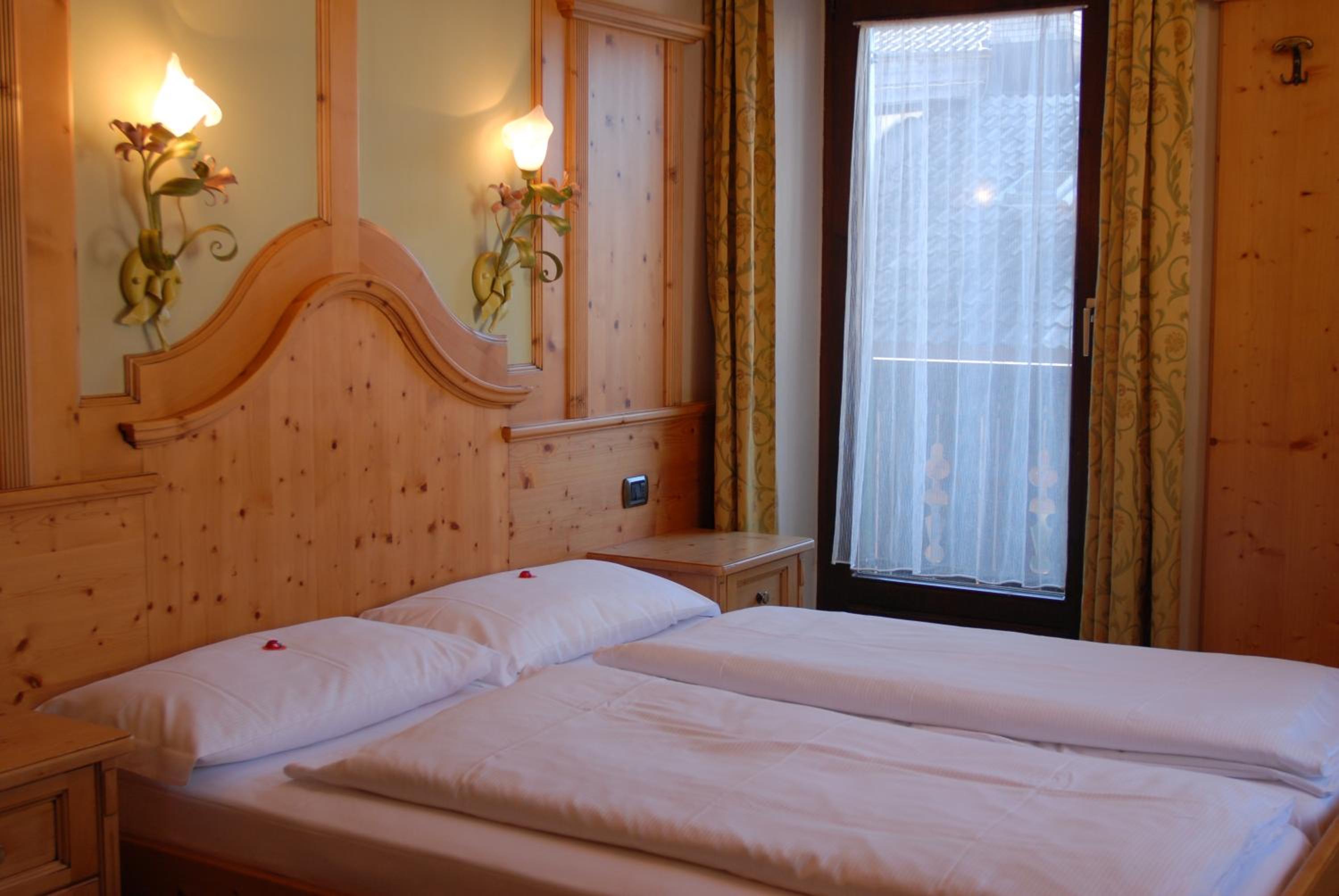 Double Room - Photo 3