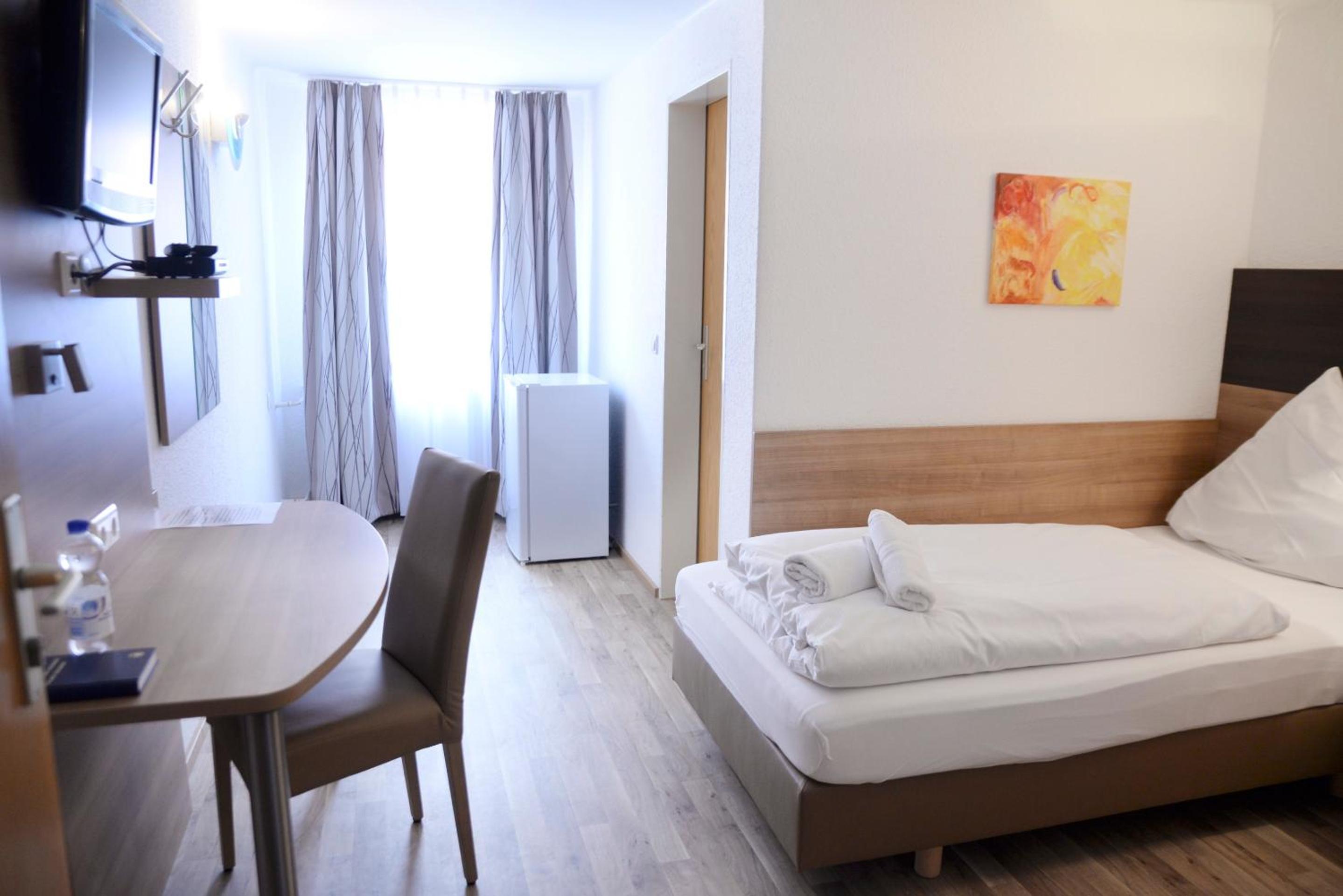 Standard Single Room photo 3