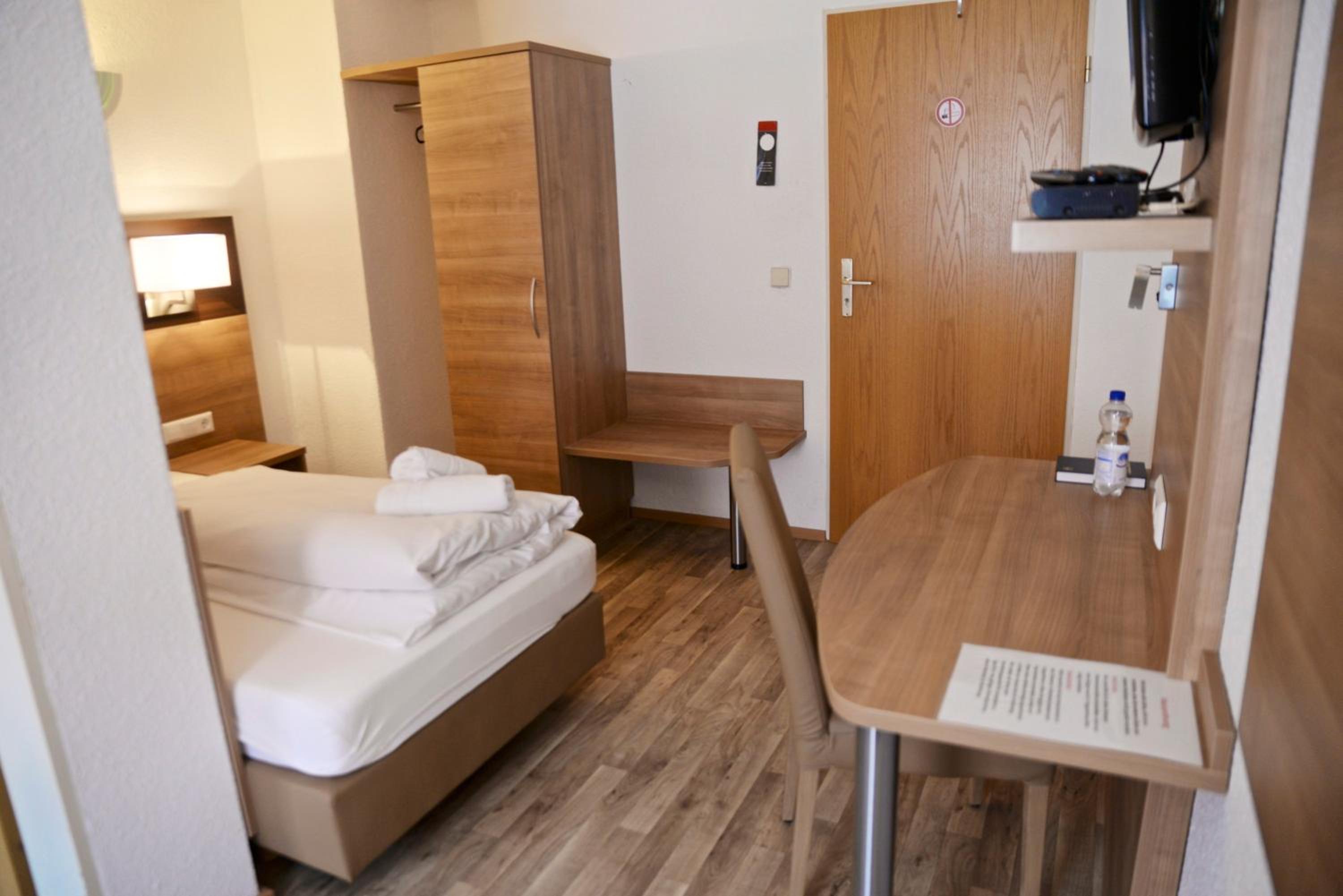 Standard Single Room photo 2