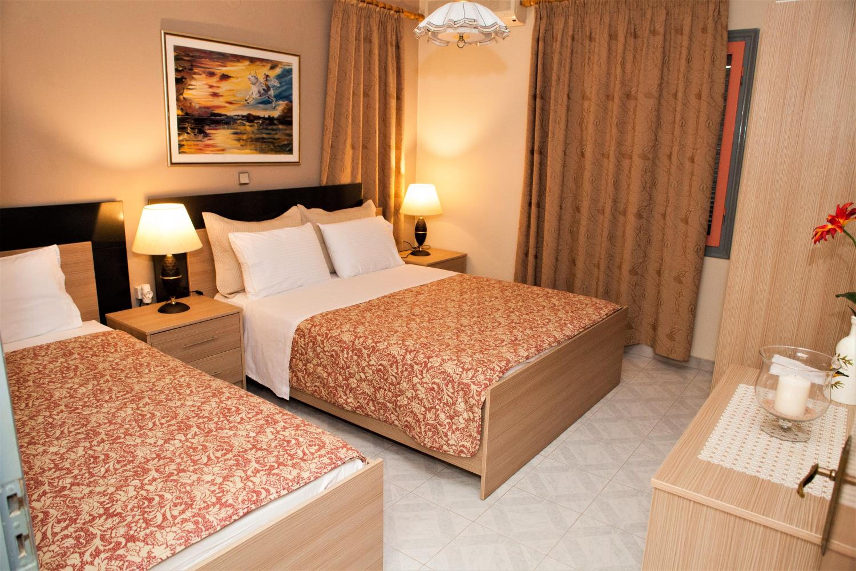 One-Bedroom Apartment (4 people) - Photo 11