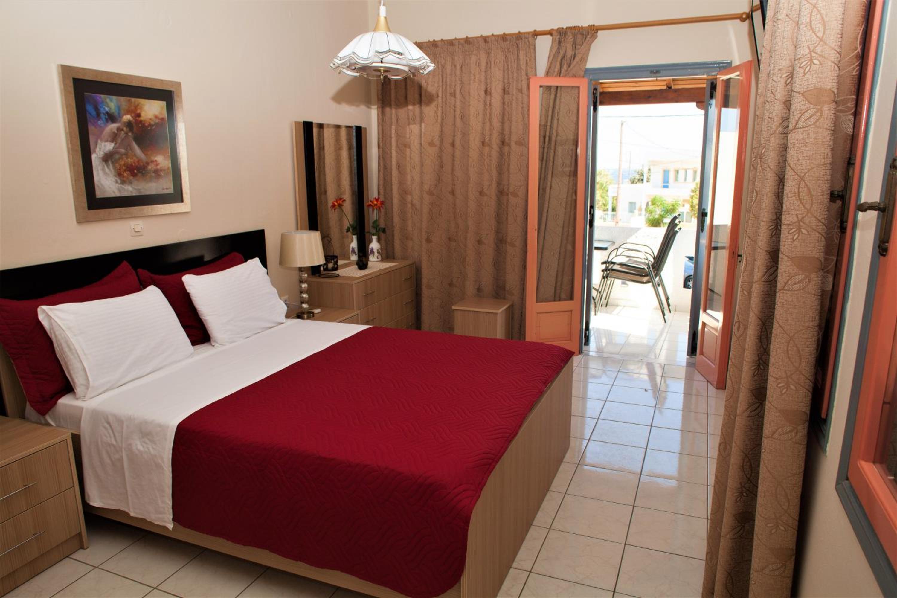 One-Bedroom Apartment (2 People) - Photo 15