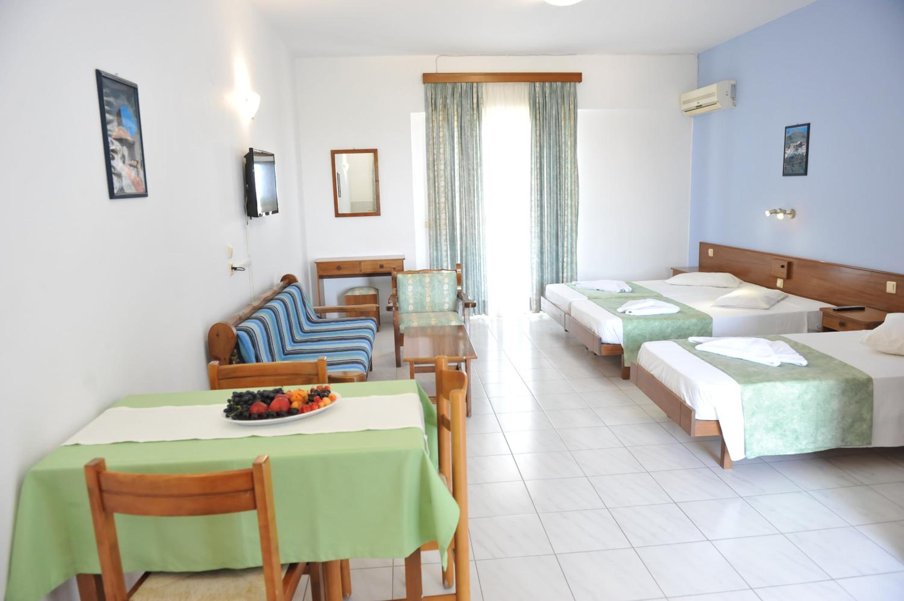 Triple Room - Photo 3