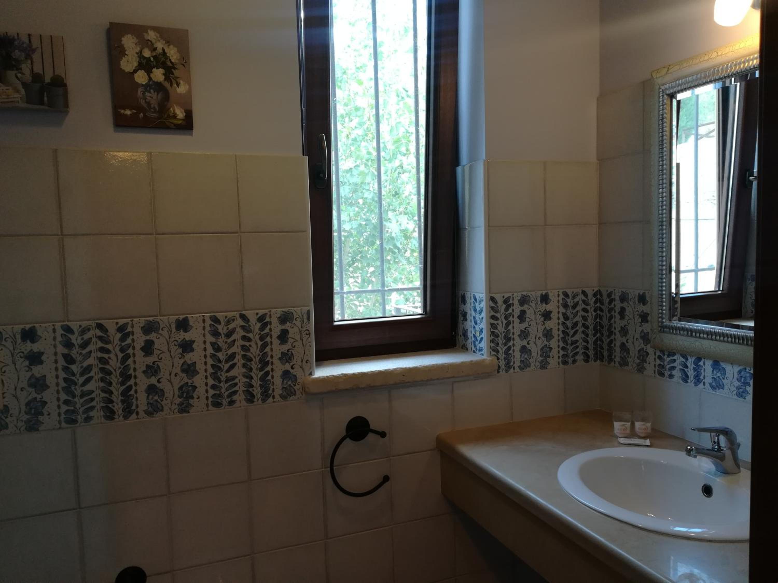 Small Double Room photo 2