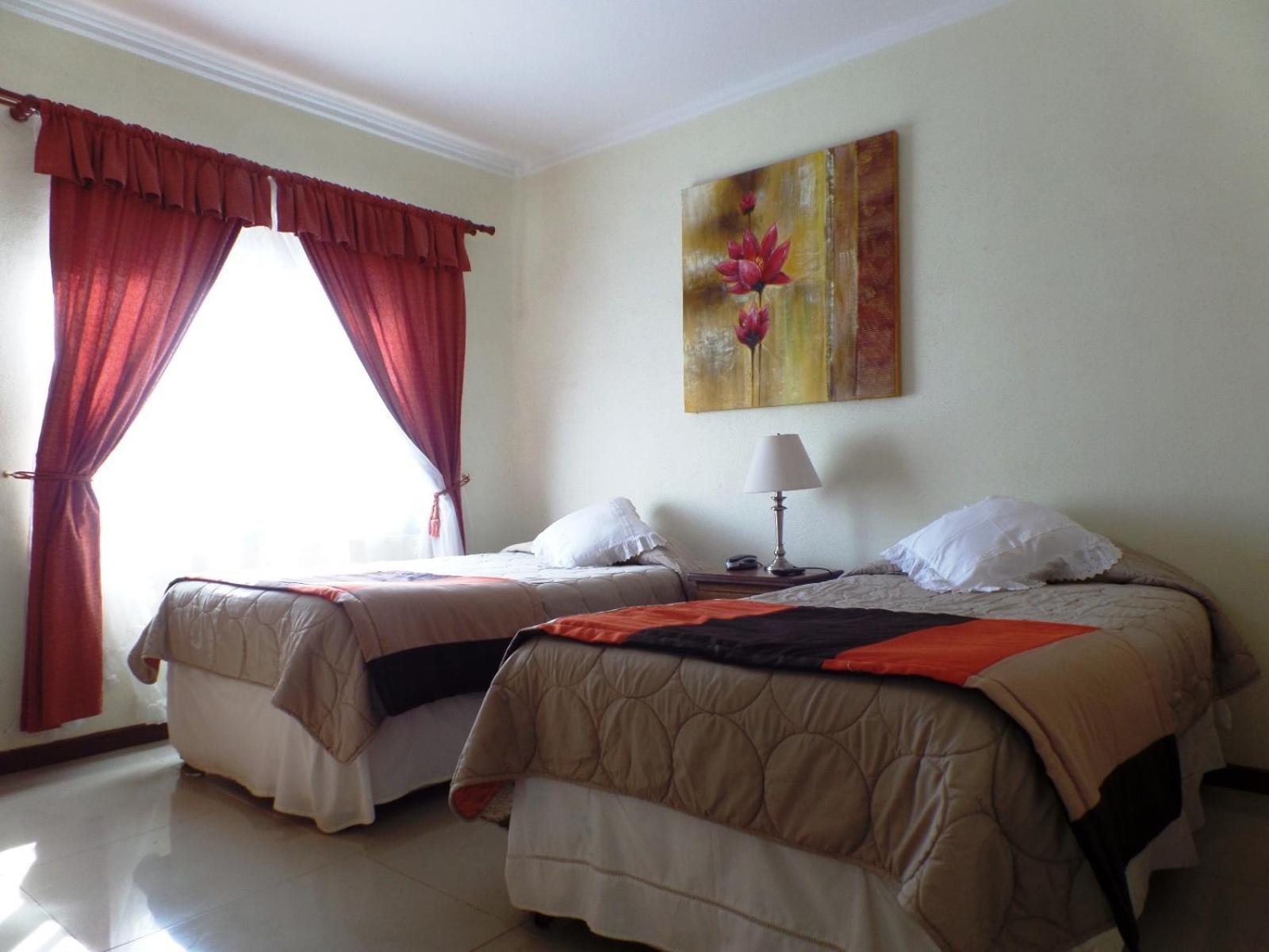 Standard Twin Room photo 1