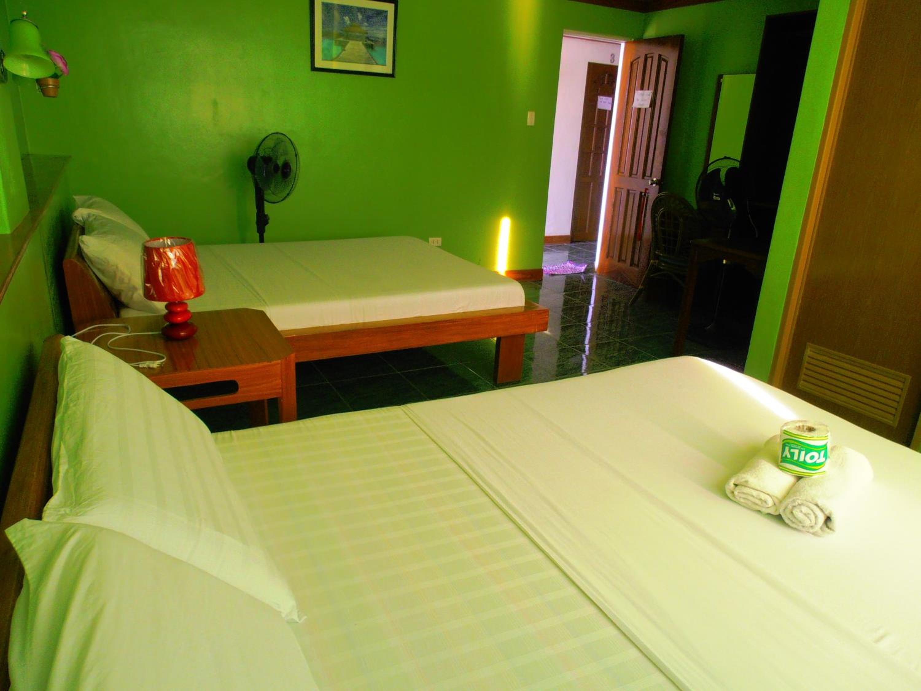 Standard Double Room with Fan - Photo 1