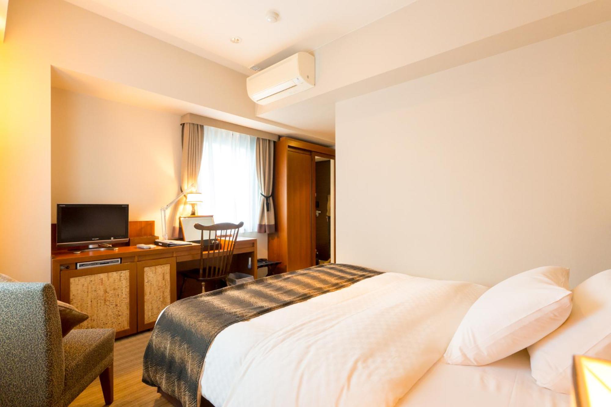 Standard Double Room - Non-Smoking - Photo 5