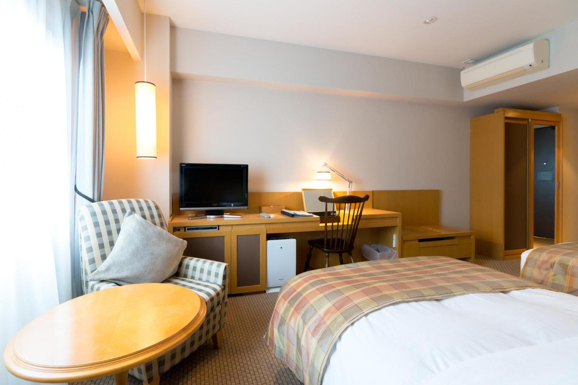 Deluxe Twin Room - Non-Smoking - Photo 16