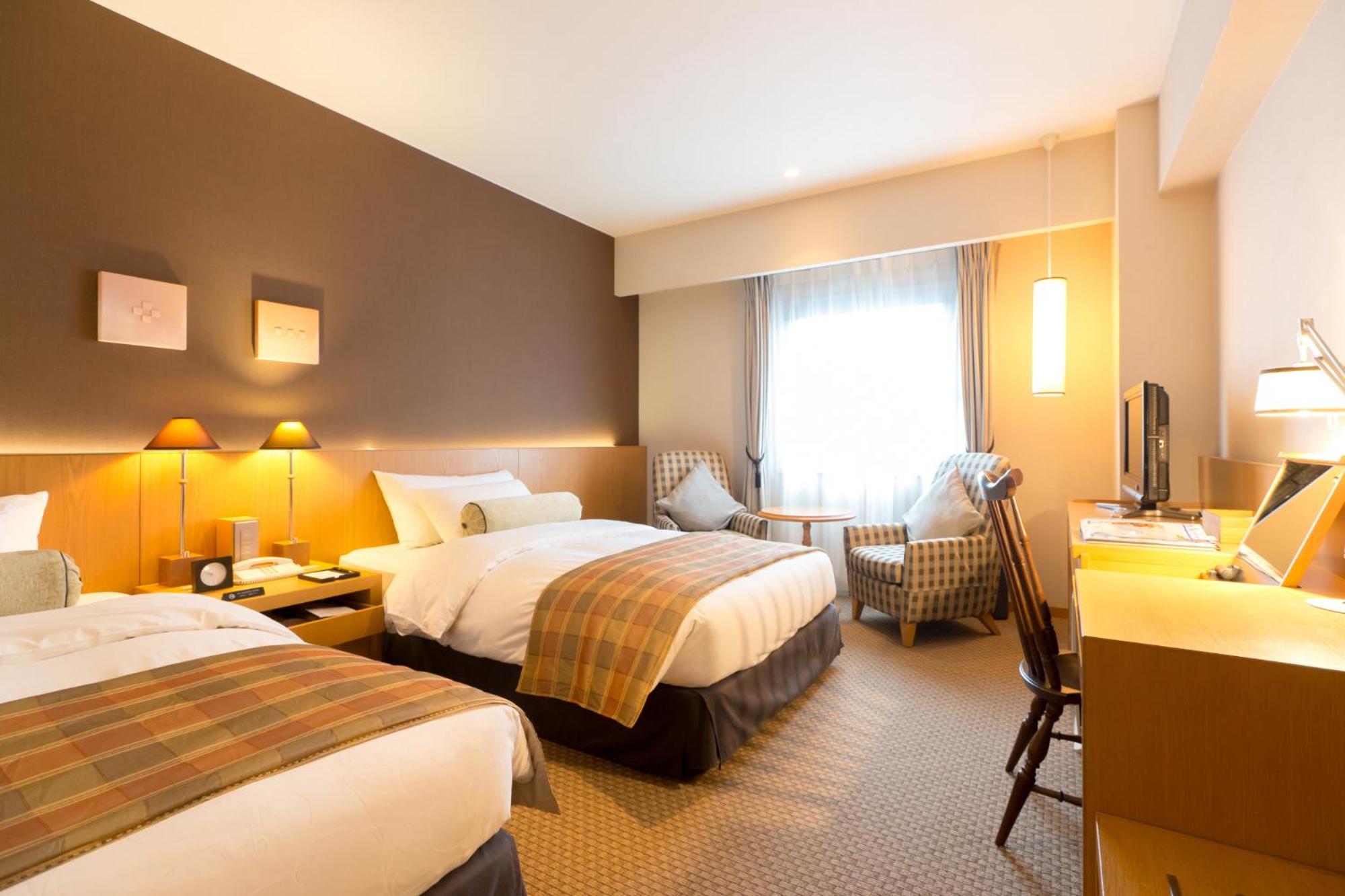 Deluxe Twin Room - Non-Smoking - Photo 7