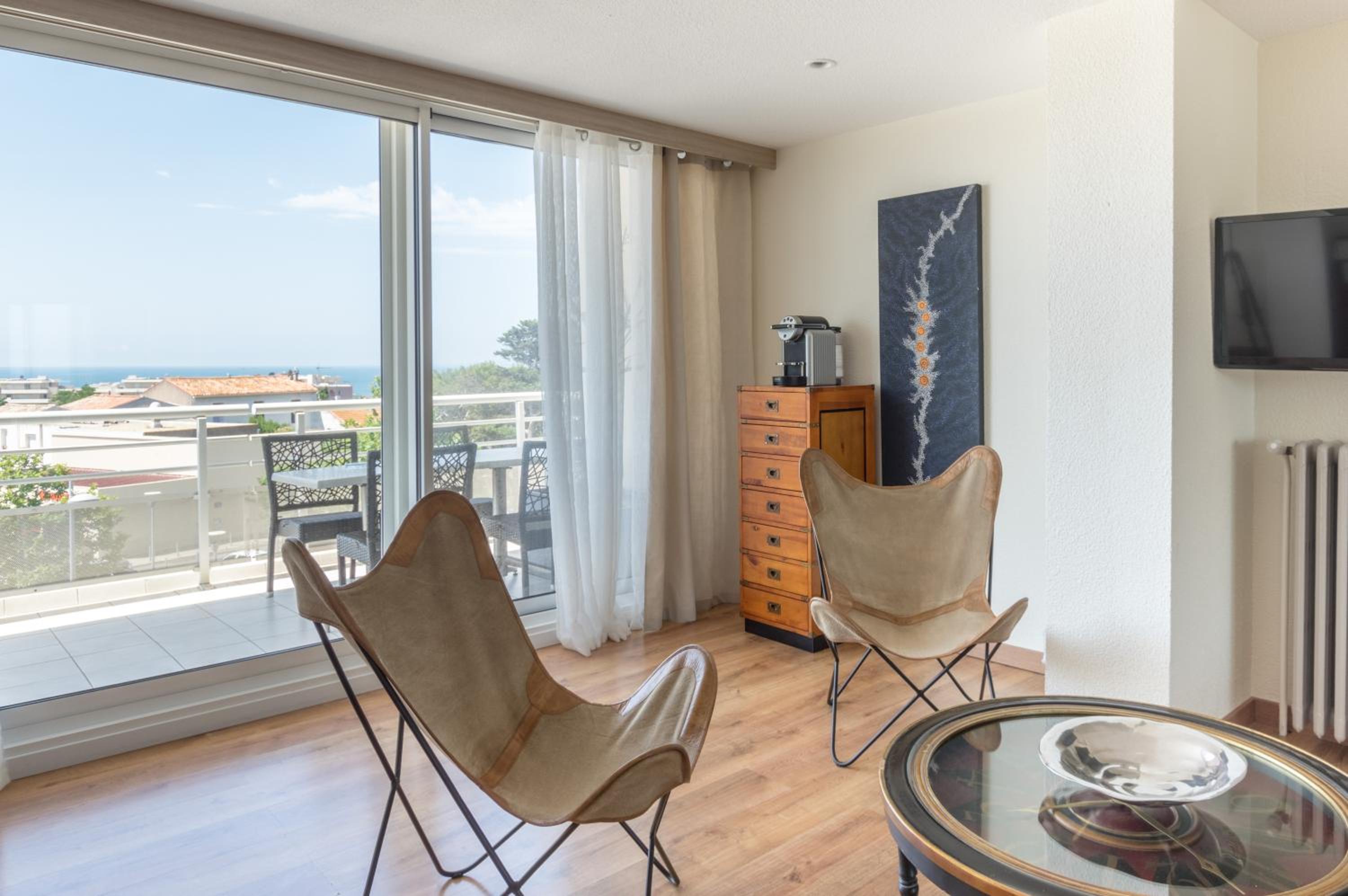 Imperial Suite with Terrace and Sea View