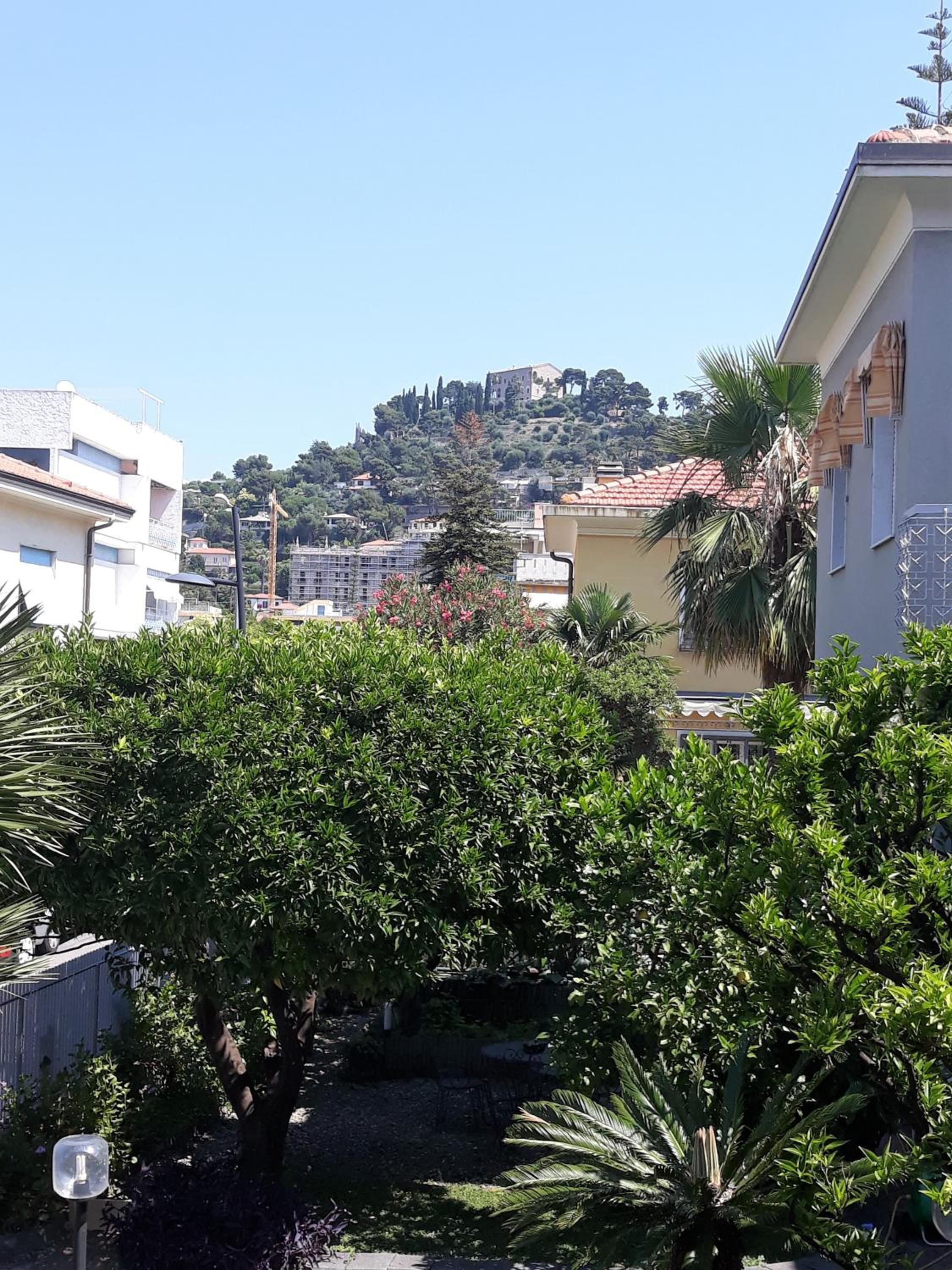 Double Room with Terrace - Photo 17