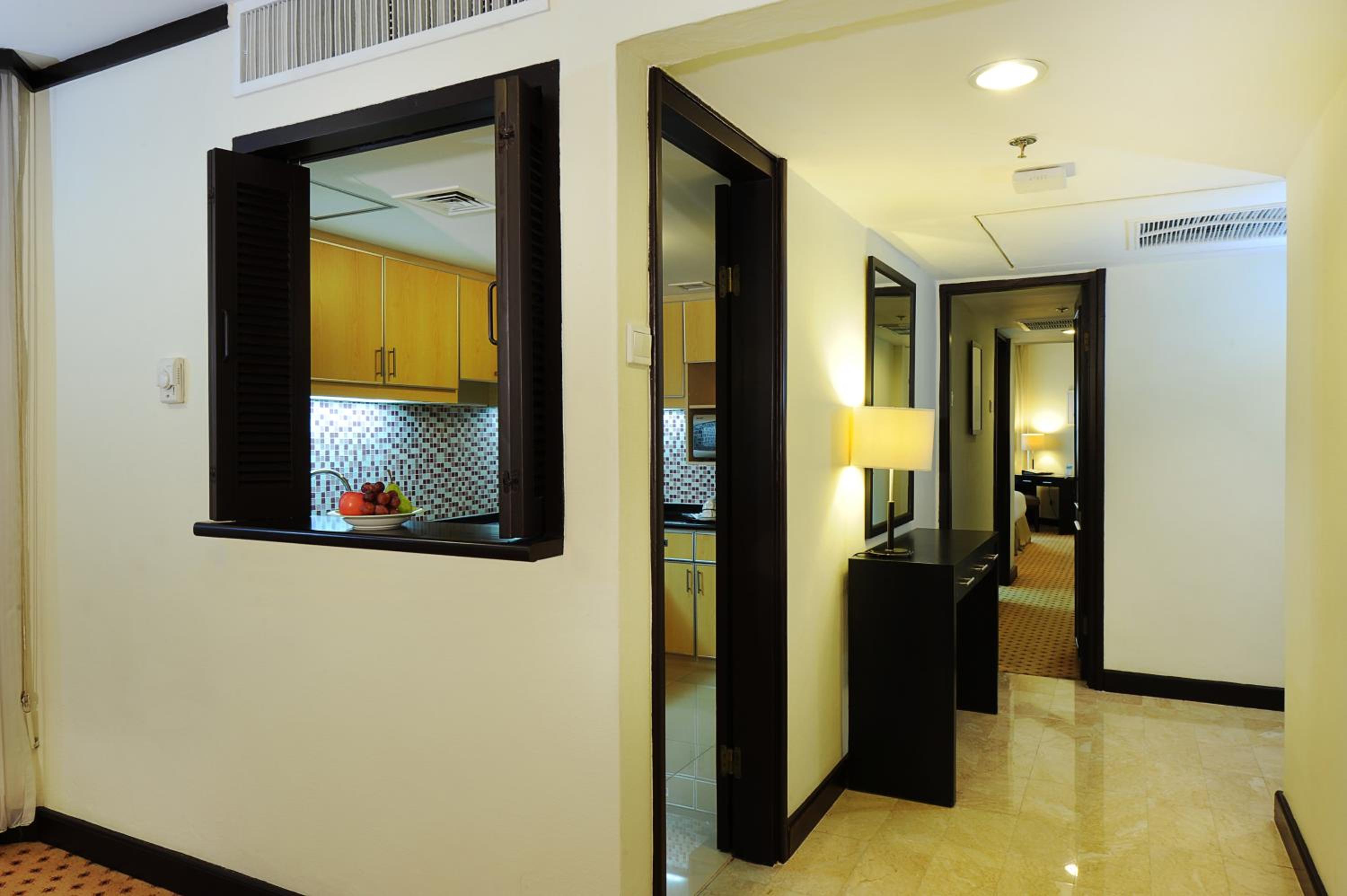Family Room with Balcony - Photo 5