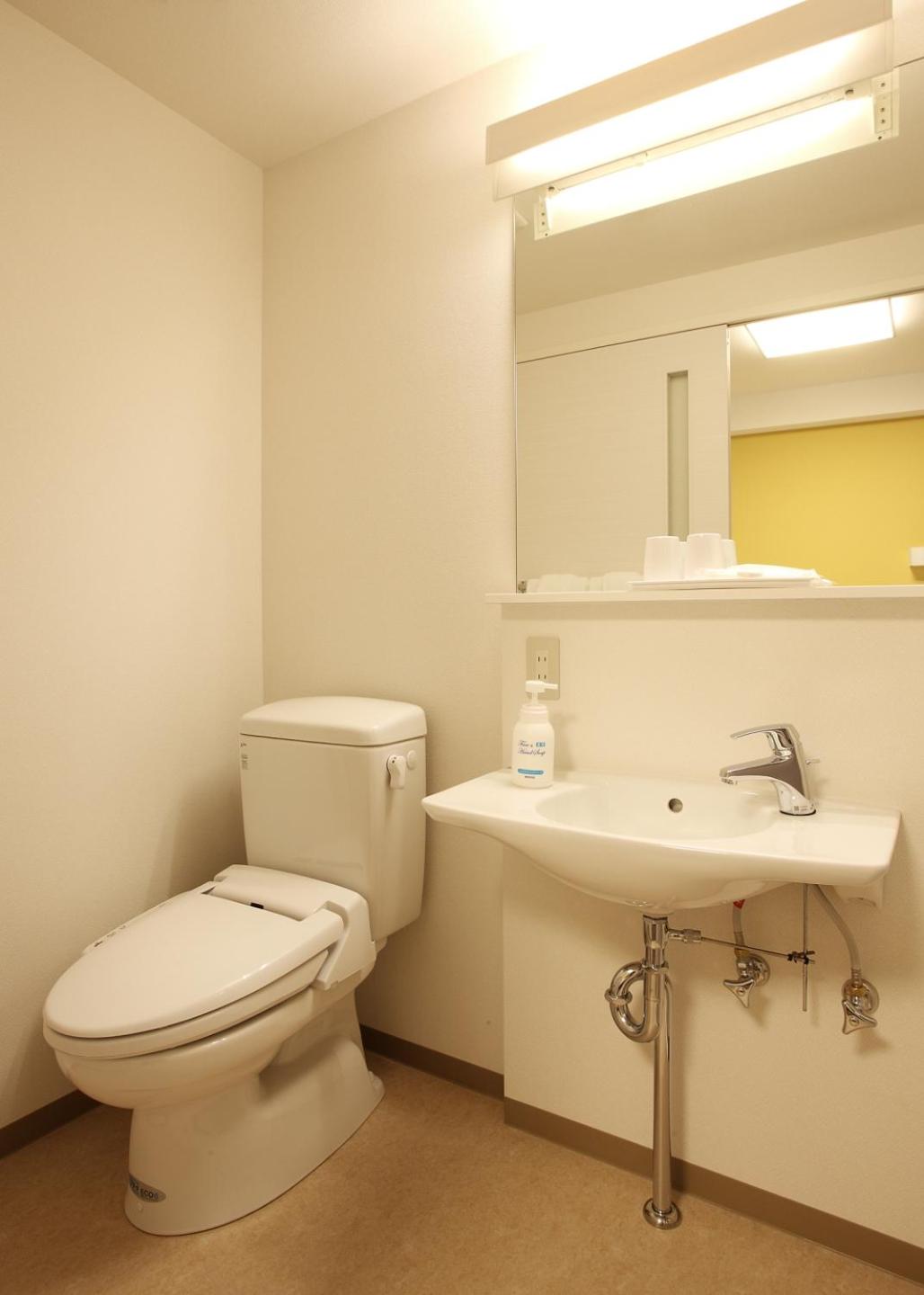 Single Room - Non-Smoking photo 2