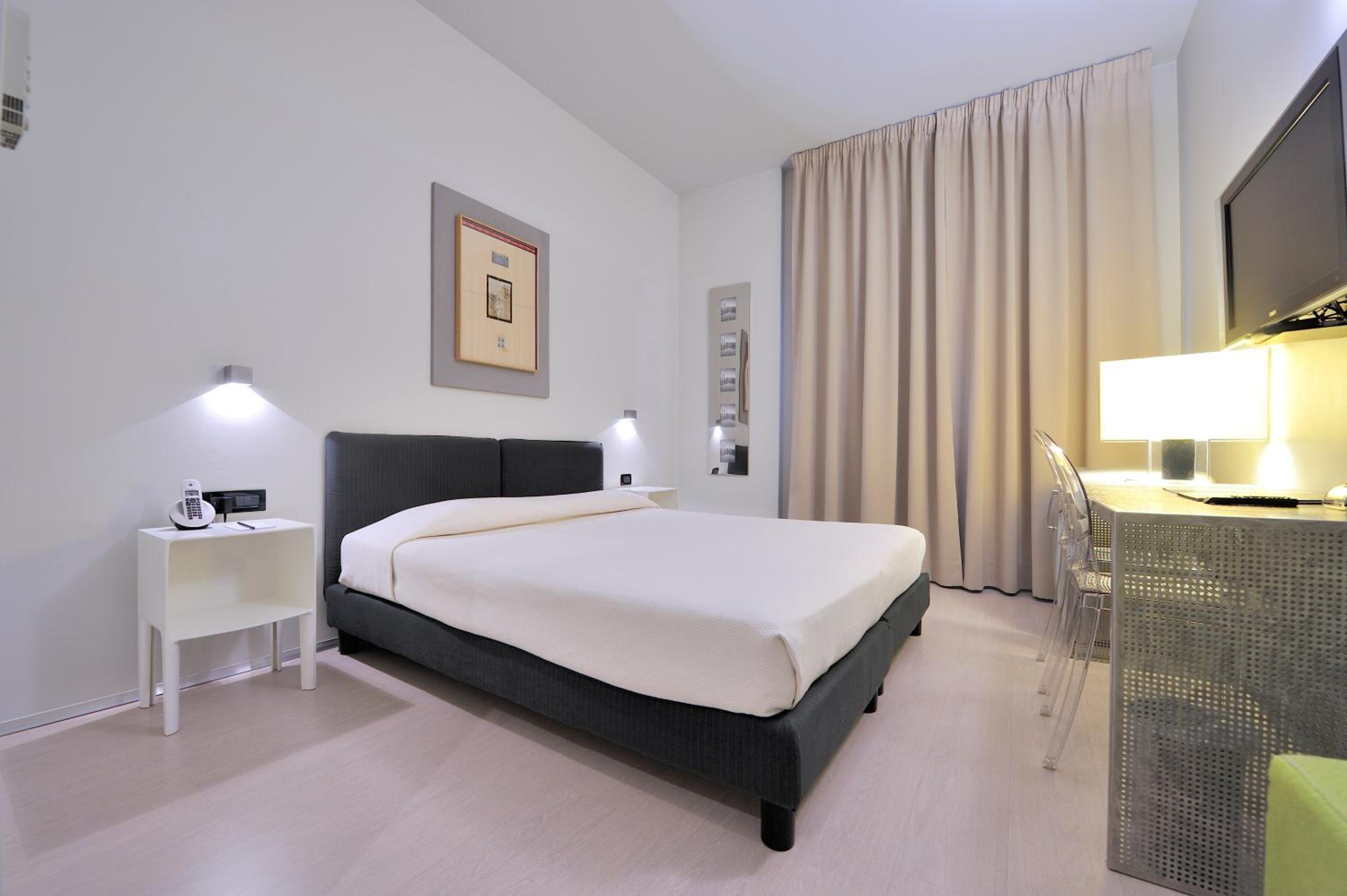 Double or Twin Room photo 1