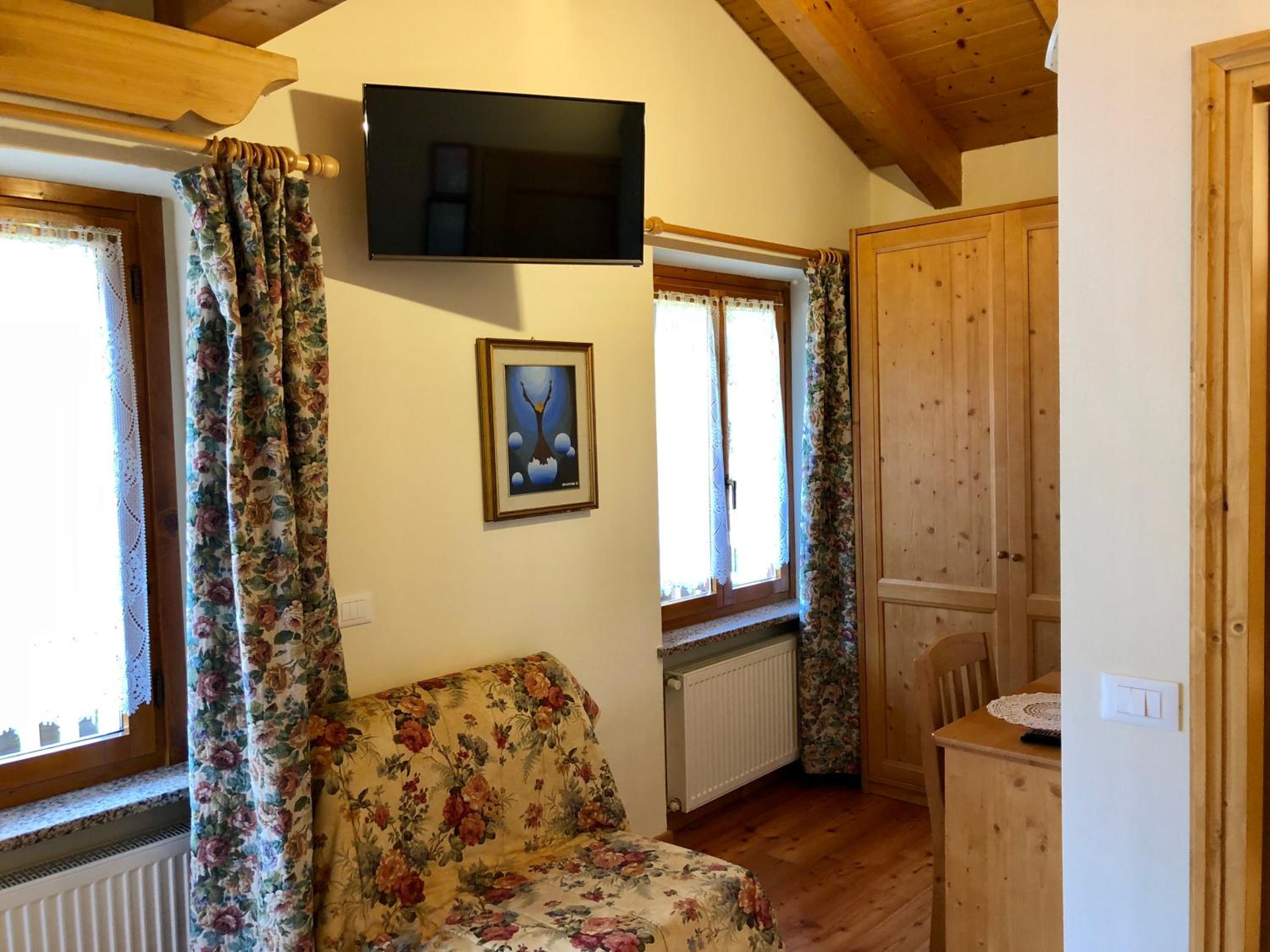 Deluxe Single Room with Balcony photo 1