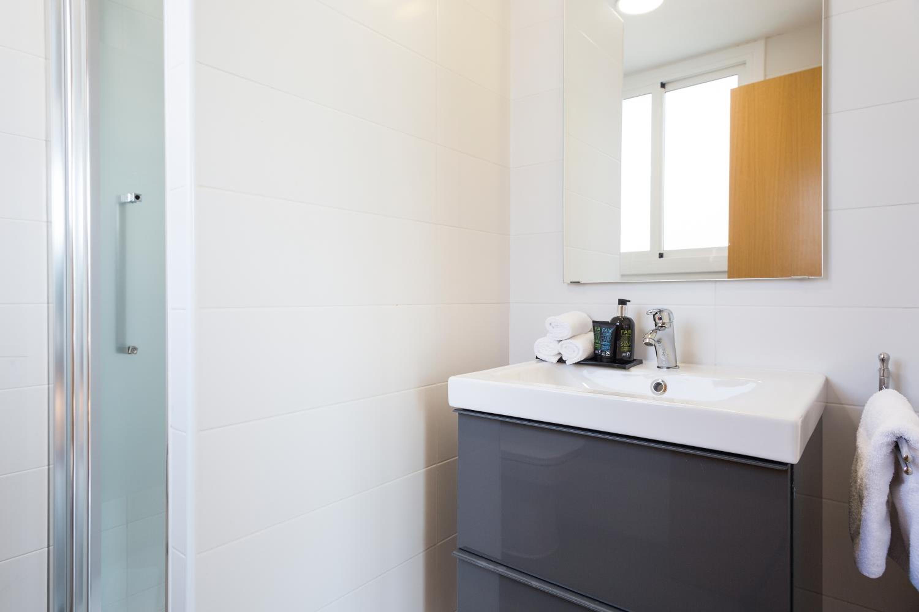 Two-Bedroom Apartment with Terrace photo 3